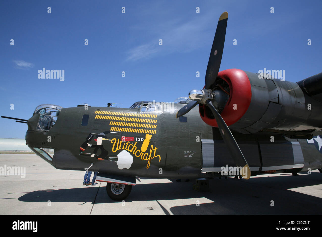 Le dernier état de navigabilité, Consolidated B-24J Liberator "Sorcellerie" honore les anciens combattants de la Seconde Guerre mondiale Vendredi, 20 décembre 2011, à Sunnyvale, Banque D'Images