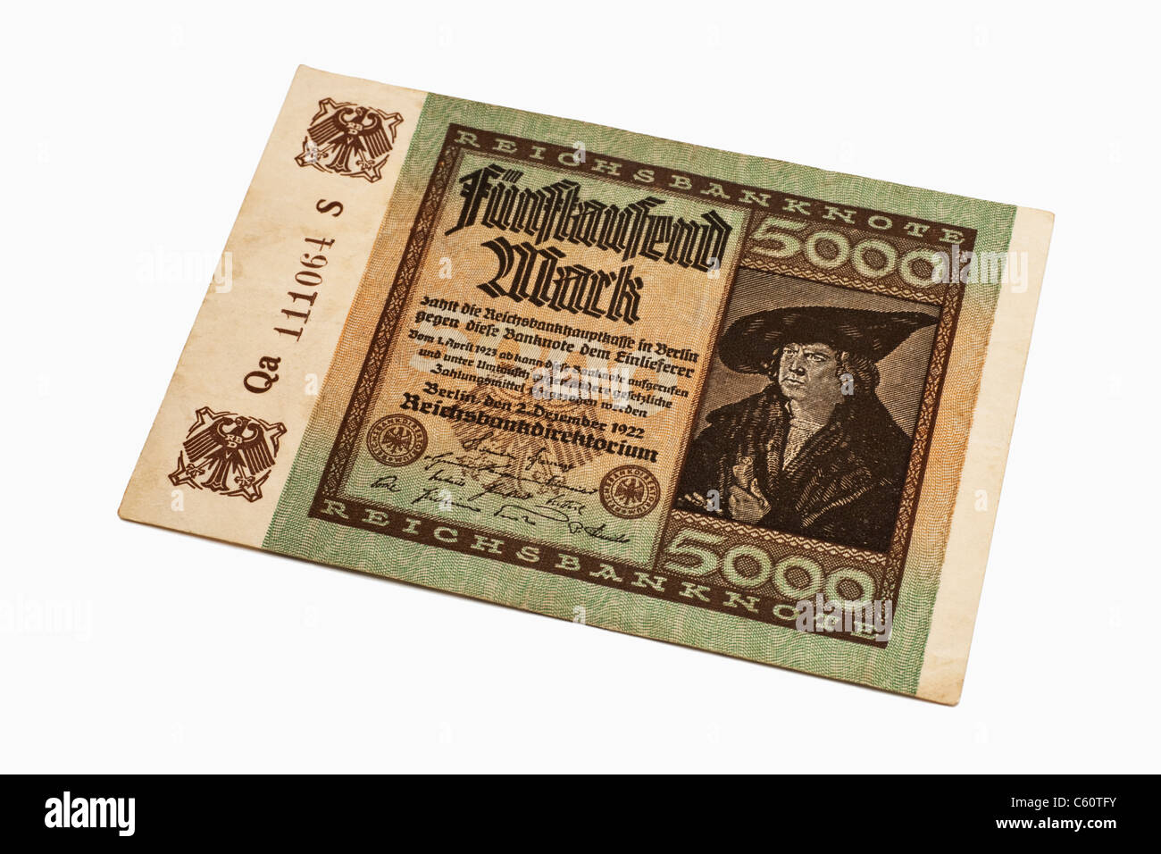 Photo détail d'une ancienne loi allemande du 2 décembre 1922 sur le montant de 5 000 reichsmarks Banque D'Images