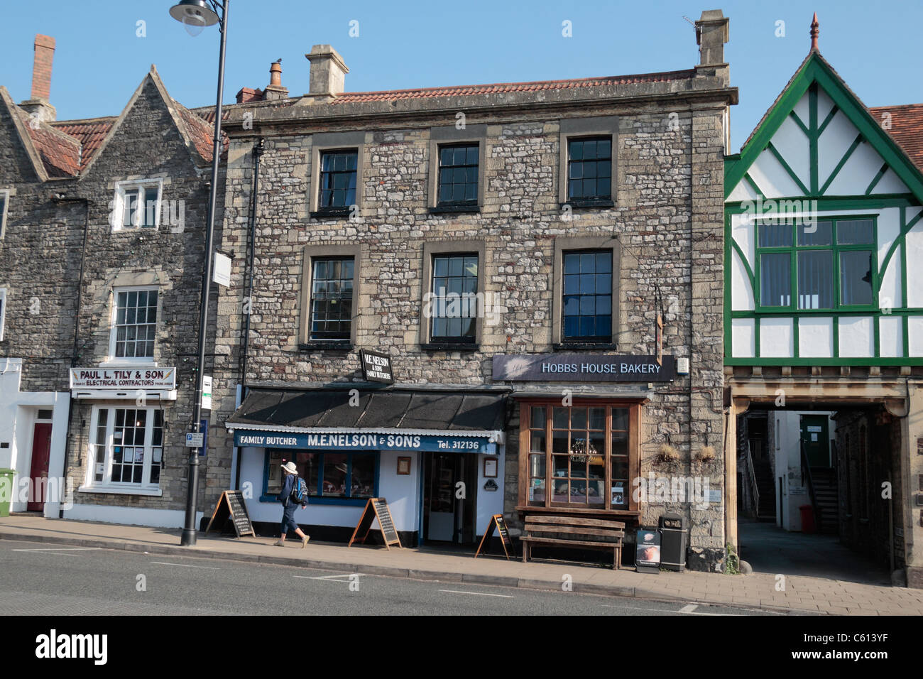 Nelson & Fils boucherie familiale & Hobbs House Bakery sur Broad Street, Chipping Sodbury, South Gloucestershire, Royaume-Uni Banque D'Images