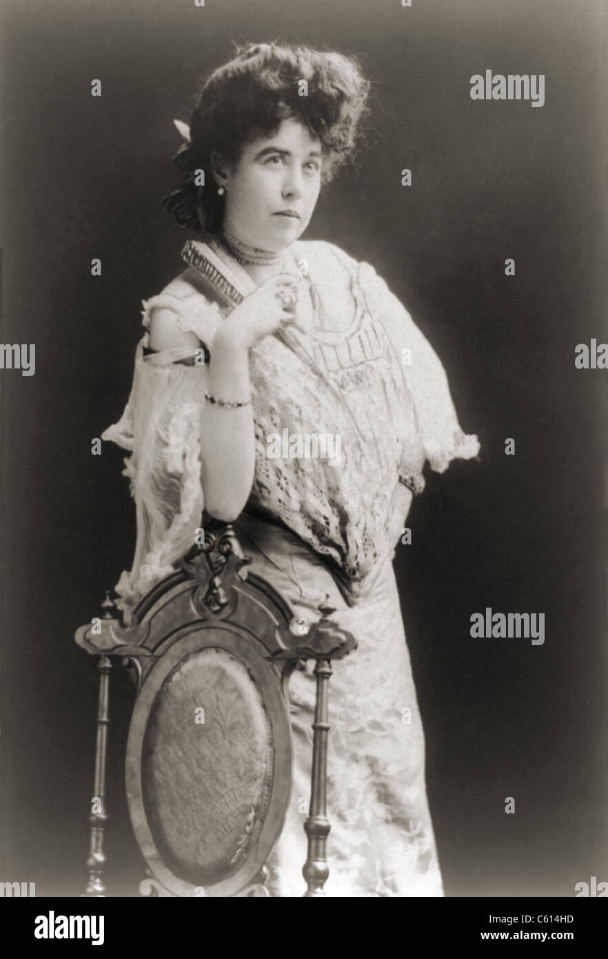 Mme James J. 'Molly' Brown 1867-1932 a acquis sa richesse avec son mari J.J. Brown dans le Colorado de mines. Elle a été dépeinte par Debbie Reynolds dans l'insubmersible MOLLY BROWN 1964 Cloris Leachman dans S.O.S. TITANTIC et Kathy Bates dans TITANTI BSLOC  2010 (18 168) Banque D'Images
