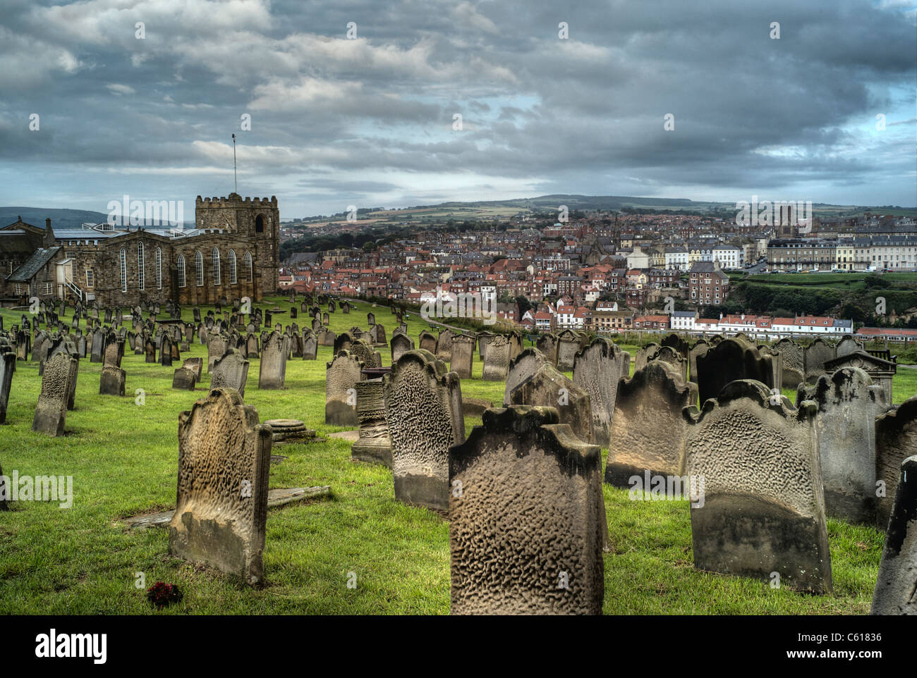 St Mary's churchyard, Whitby, North Yorkshire, UK Banque D'Images
