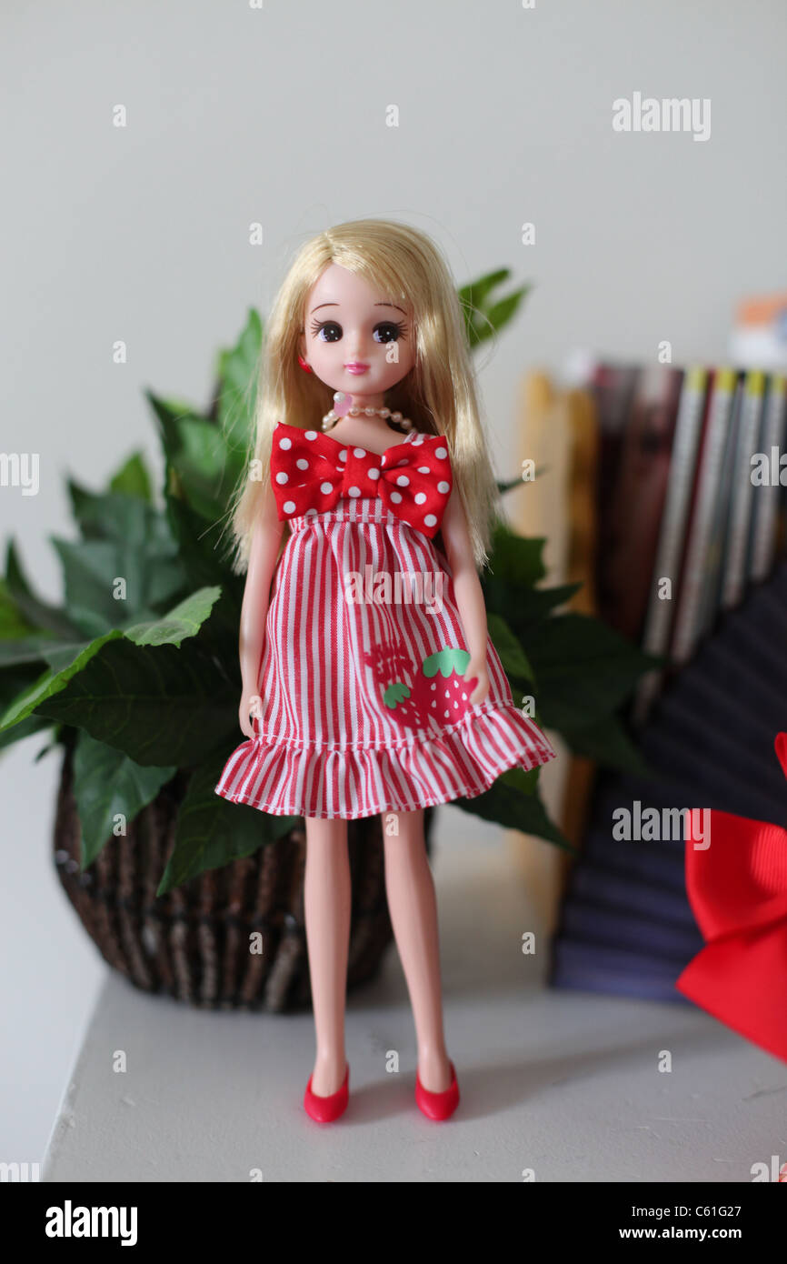 robe rose barbie