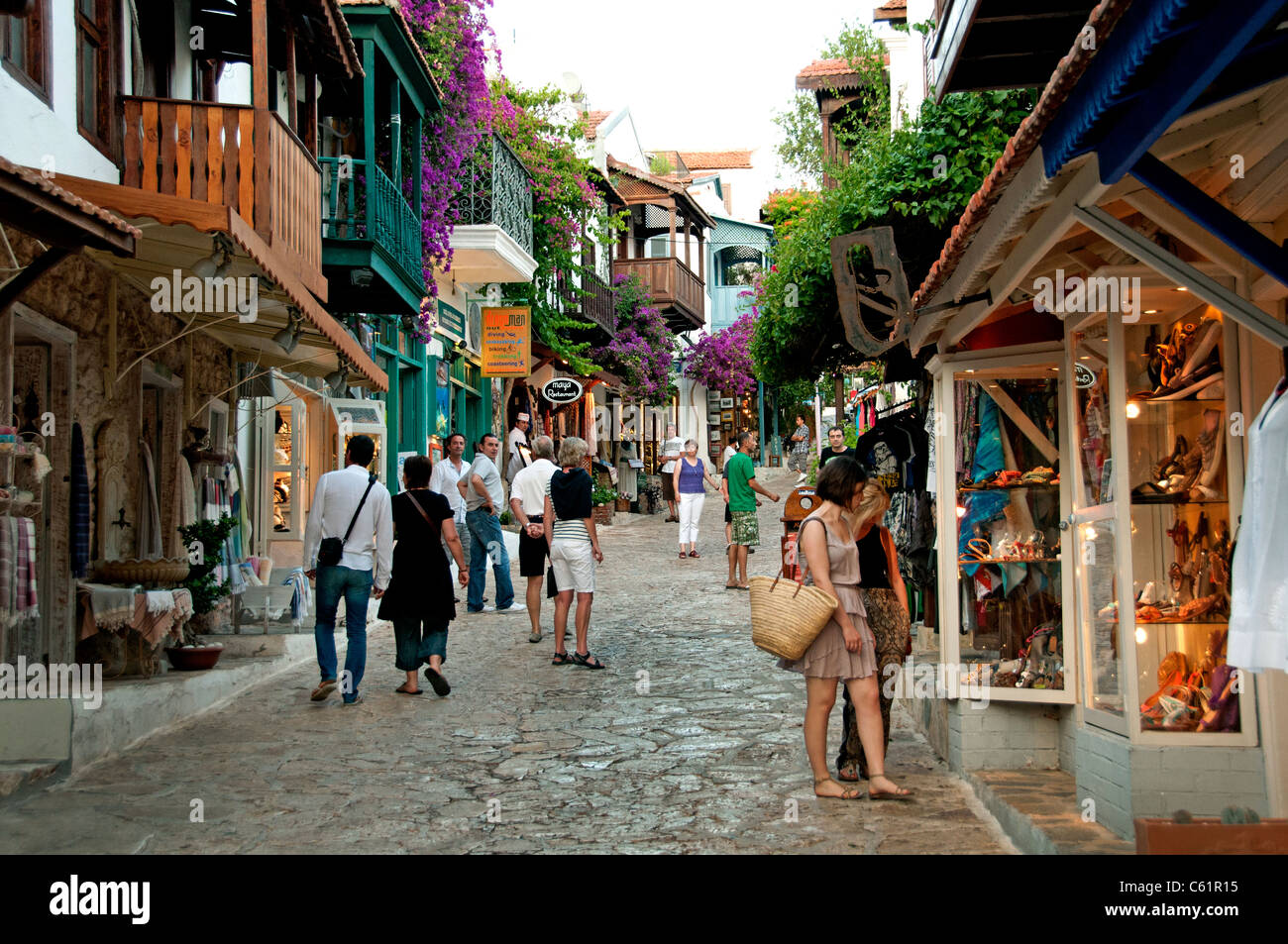 La ville de Kas Turquie turc fashion street shop store Banque D'Images