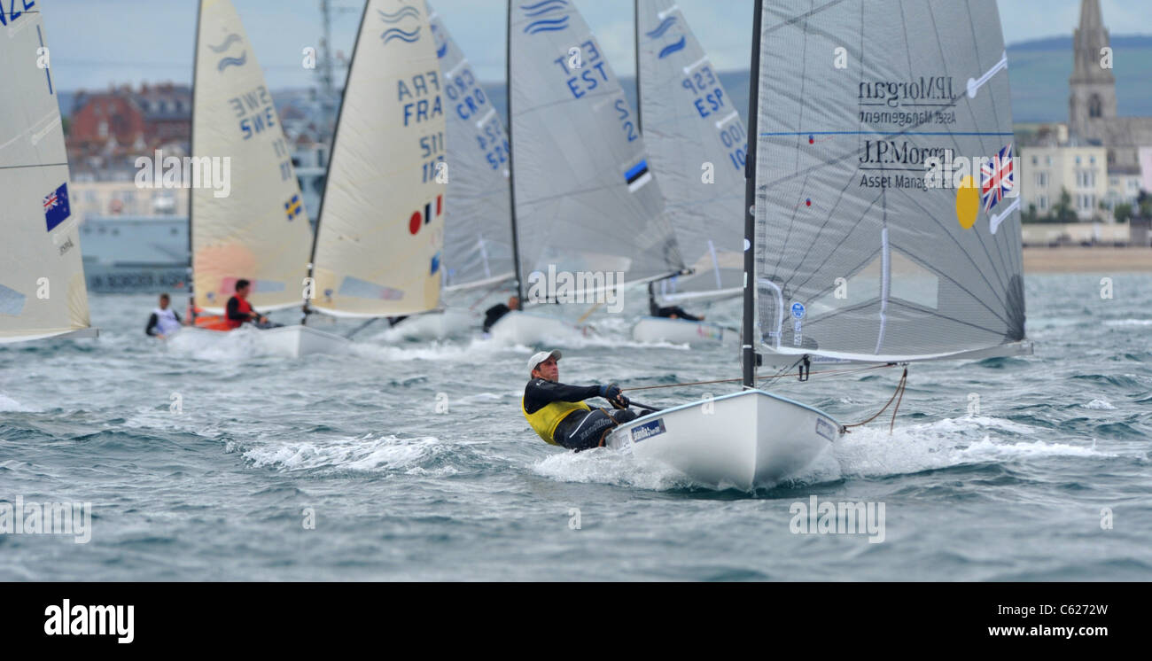 UK, Olympic Test Event, Ben Ainslie remporte l'or pour la Grande-Bretagne dans la classe Finn medal race Banque D'Images