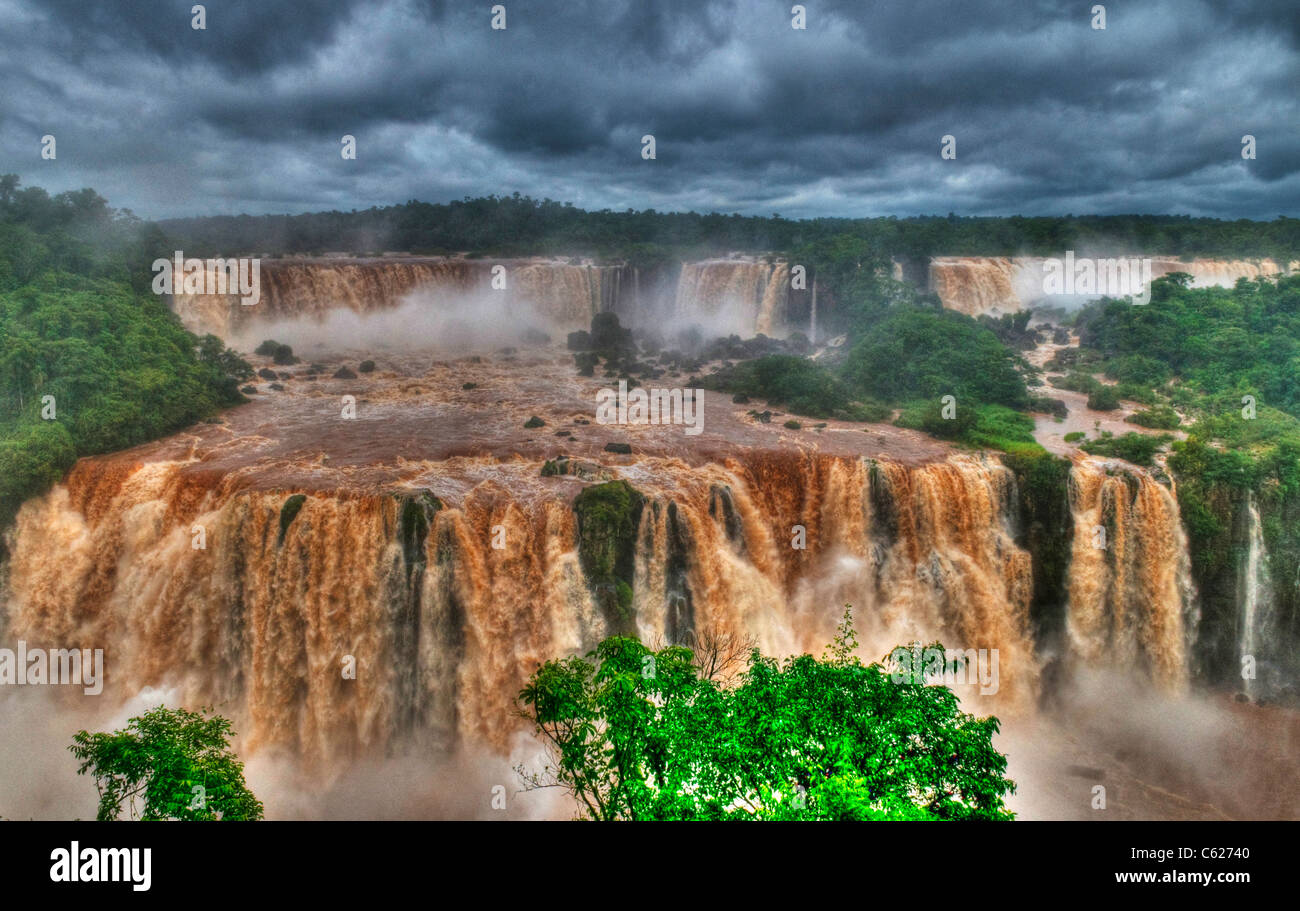Vue de l'Iguasu falls Banque D'Images