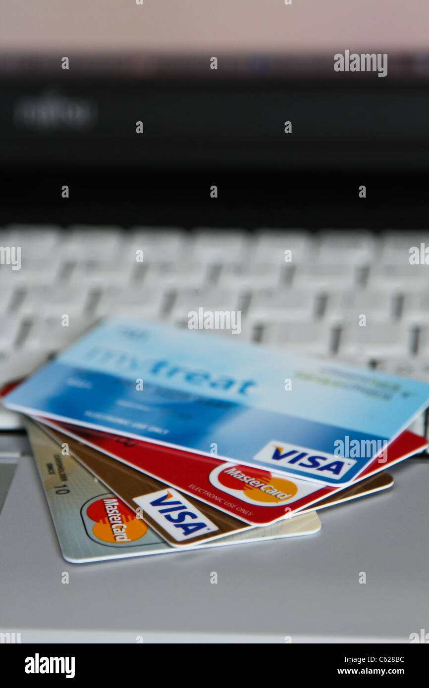Achat en ligne credit Visa Mastercard Banque D'Images