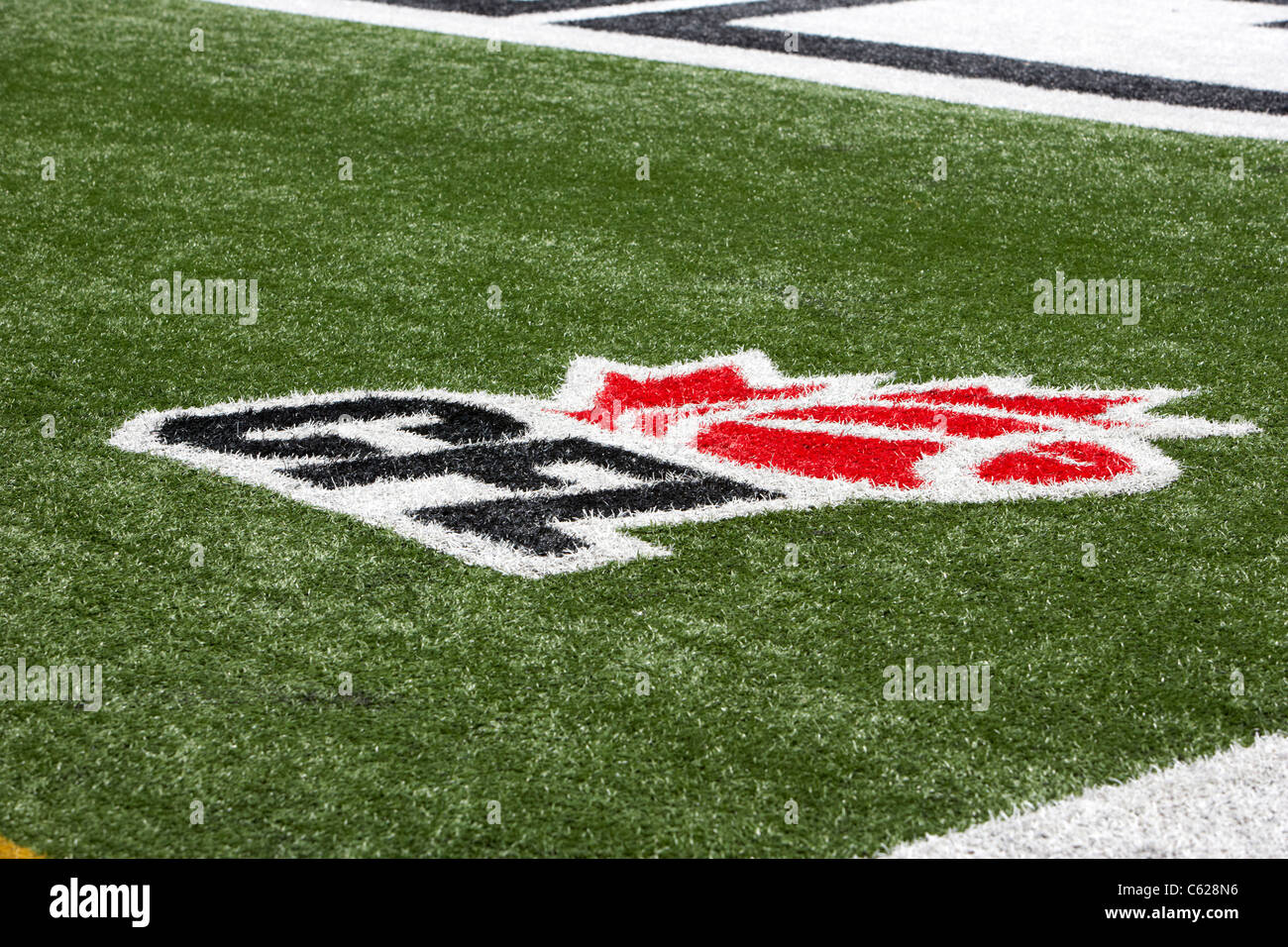 Logo cfl sur surface de gazon artificiel mosaic stadium taylor field regina canada Banque D'Images