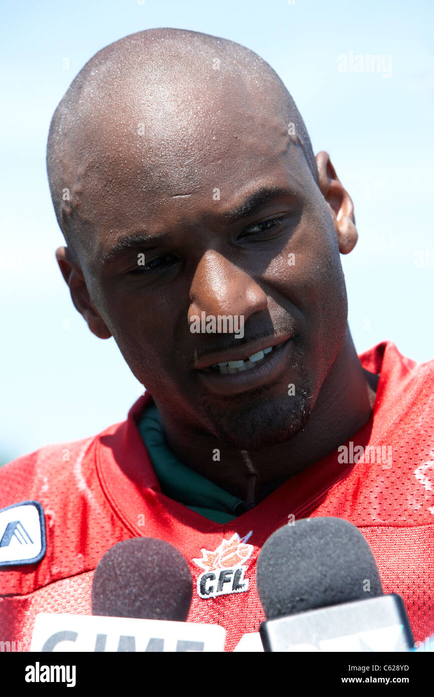 Darian durant le quart des Roughriders de la Saskatchewan ont été interrogés au cours de la formation pré saison mosaic stadium taylor field regi Banque D'Images