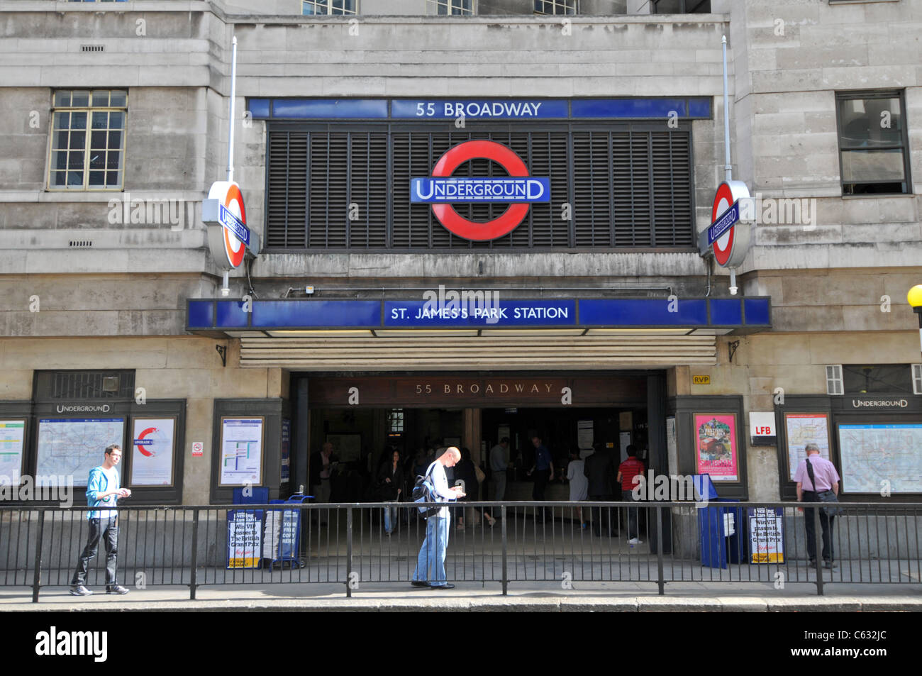 St James's Park Station, Londres, Angleterre, Royaume-Uni Banque D'Images
