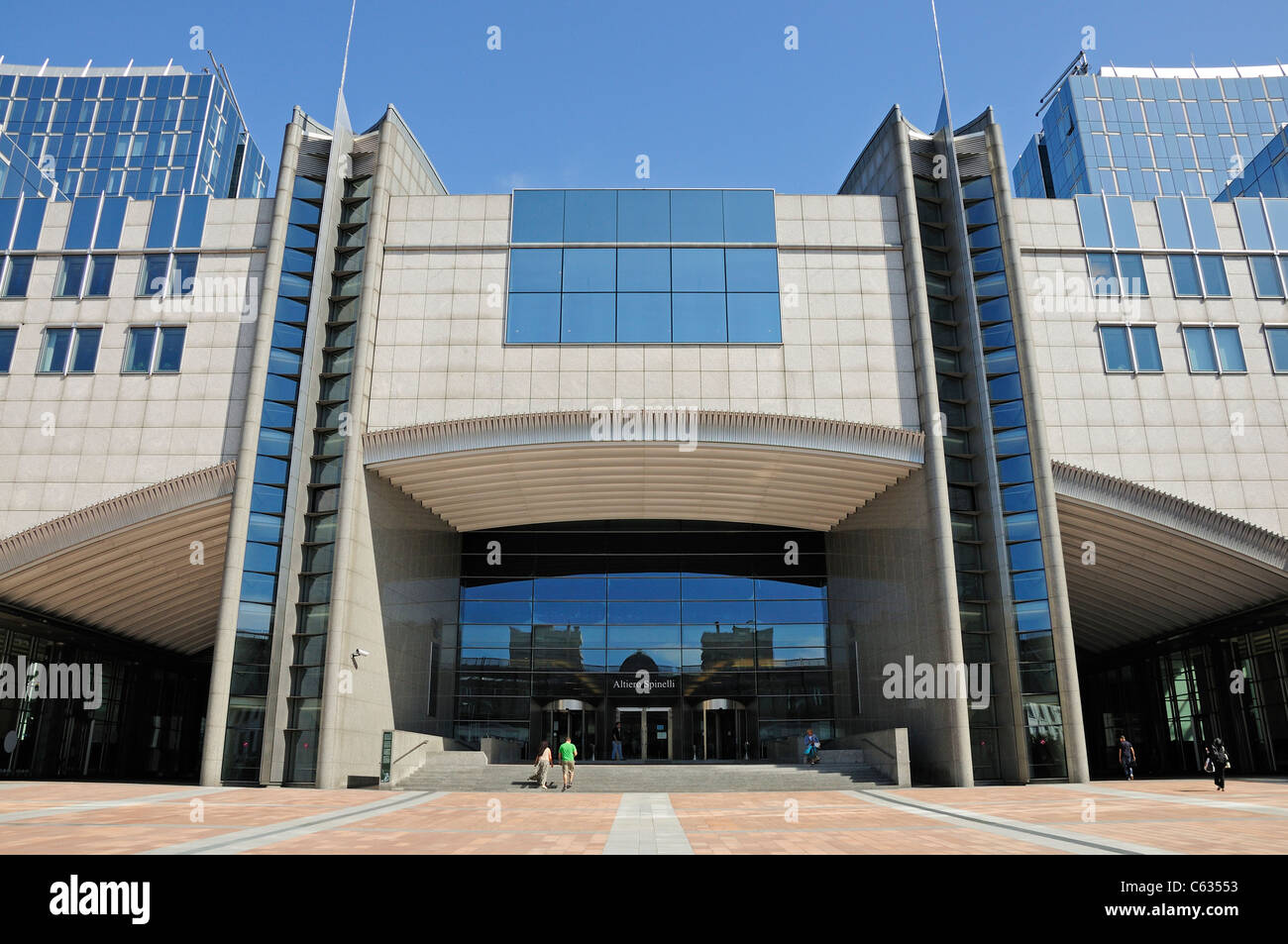 Bruxelles / Bruxelles, Belgique. Bâtiment du Parlement européen (1993) Entrée du bâtiment Altiero Spinelli Banque D'Images