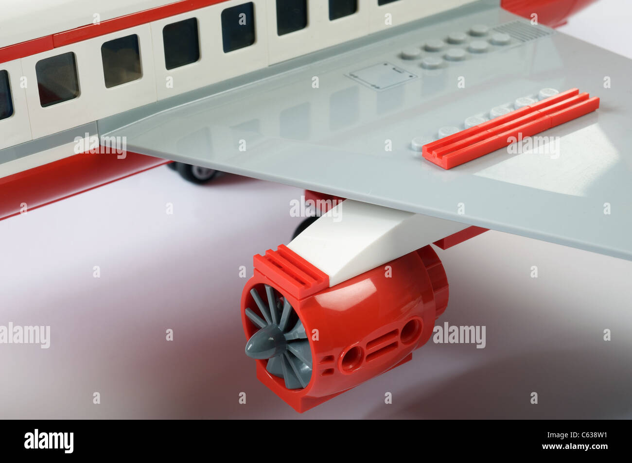 Modèle Lego avion de passagers Photo Stock - Alamy