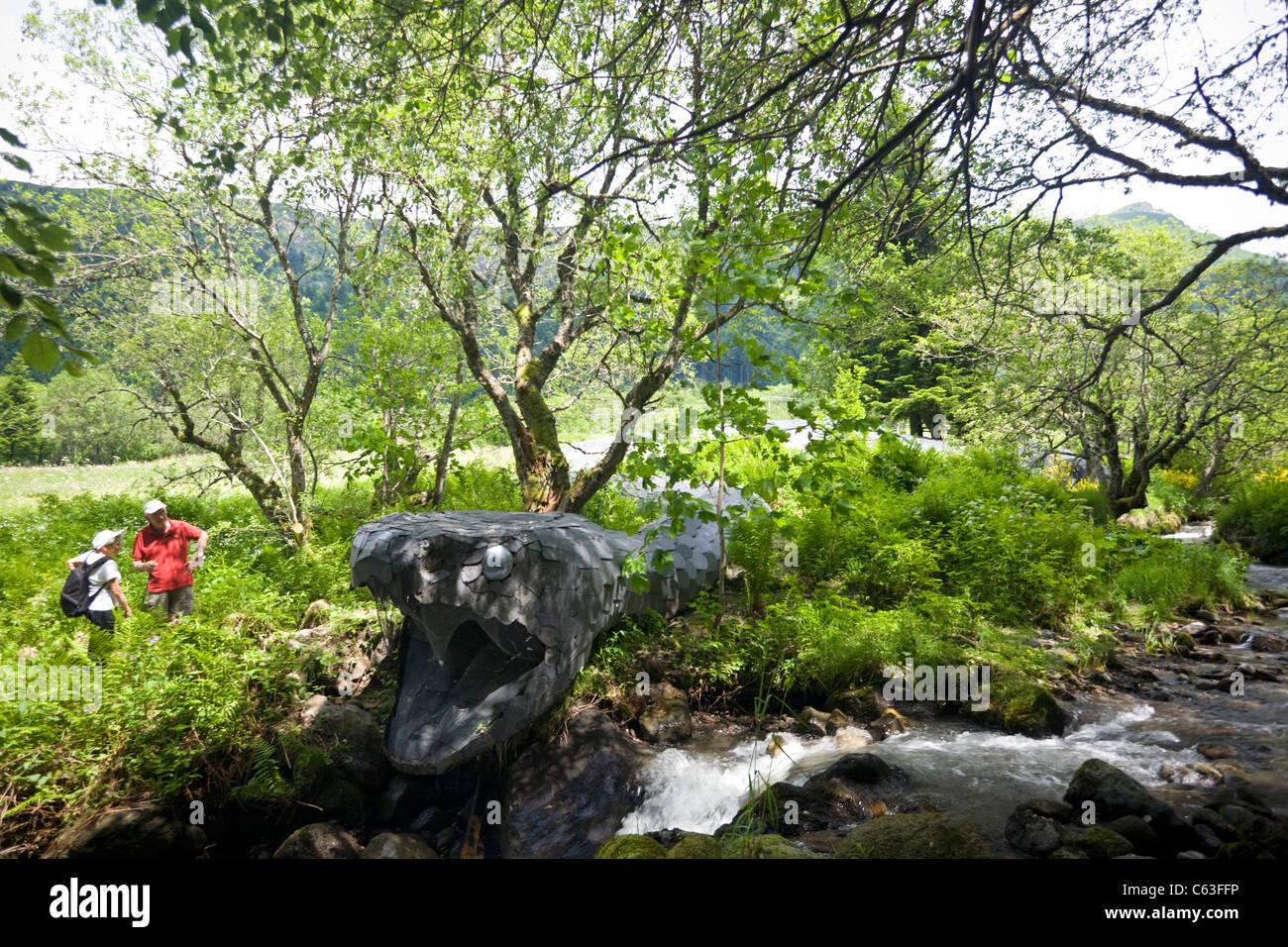 Les travaux de Land Art "ordonha viperinae' par Thomas Monin (France) Installation de Land Art called 'ordonha viperinae'. Banque D'Images