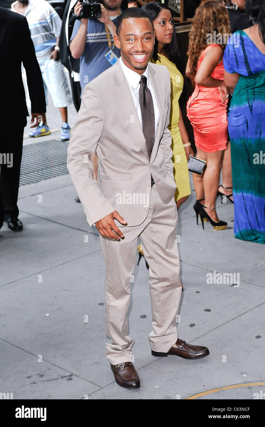 Terrence Jenkins, entre la 42e Rue Cipriani dehors et environ pour la célébrité CANDIDS - Samedi, , New York, NY 10 juillet 2010. Photo par : Ray Tamarra/Everett Collection Banque D'Images