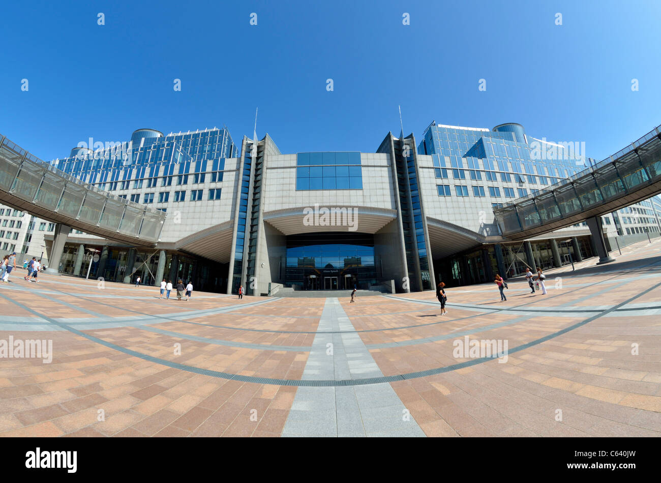 Bruxelles / Bruxelles, Belgique. Bâtiment du Parlement européen (1993) Entrée du bâtiment Altiero Spinelli Banque D'Images