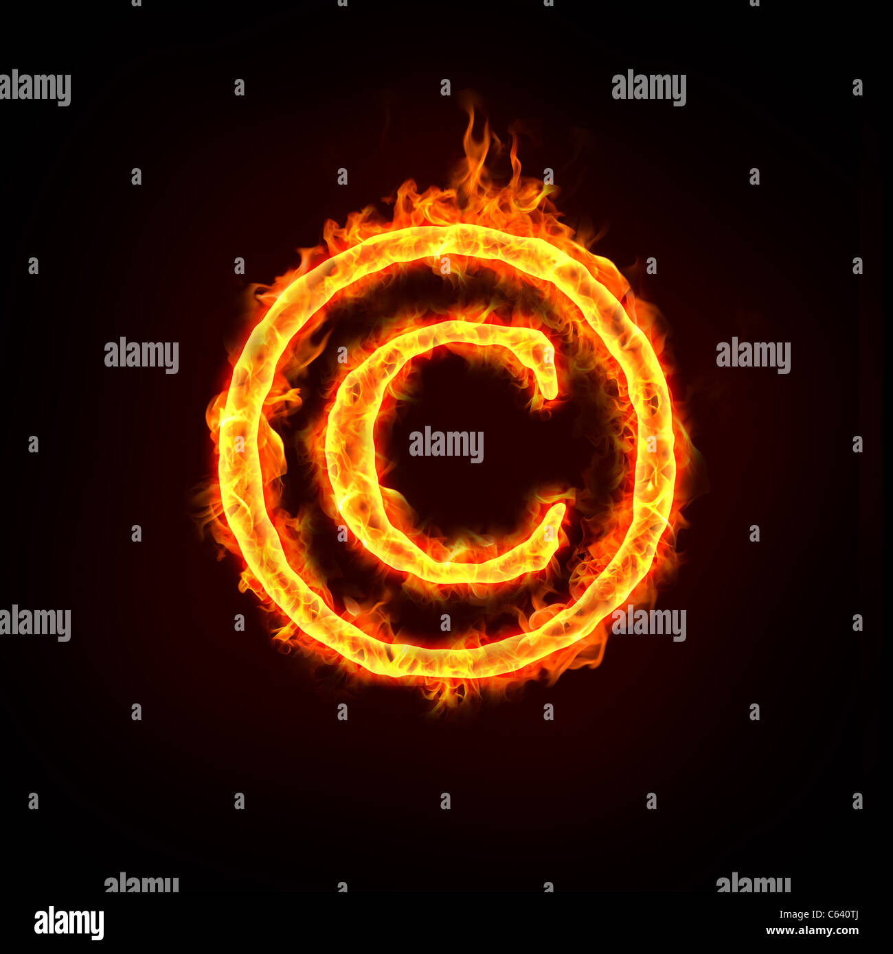 Une notice de copyright signe avec flamme, de concepts. Banque D'Images