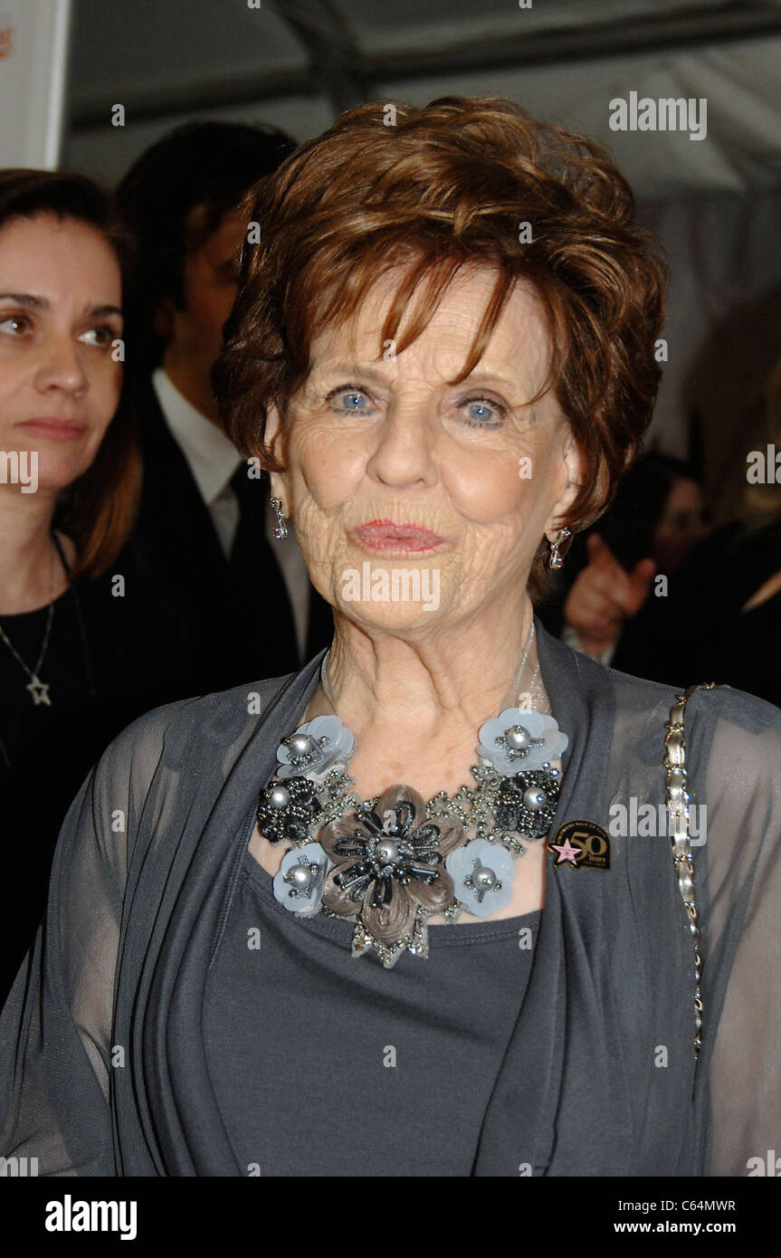 Marjorie Seigneur présents à Hollywood Walk of Fame 50ème célébration, Hollywood & Highland Grand Ballroom, Los Angeles, CA 3 novembre 2010. Photo par : Michael Germana/Everett Collection Banque D'Images