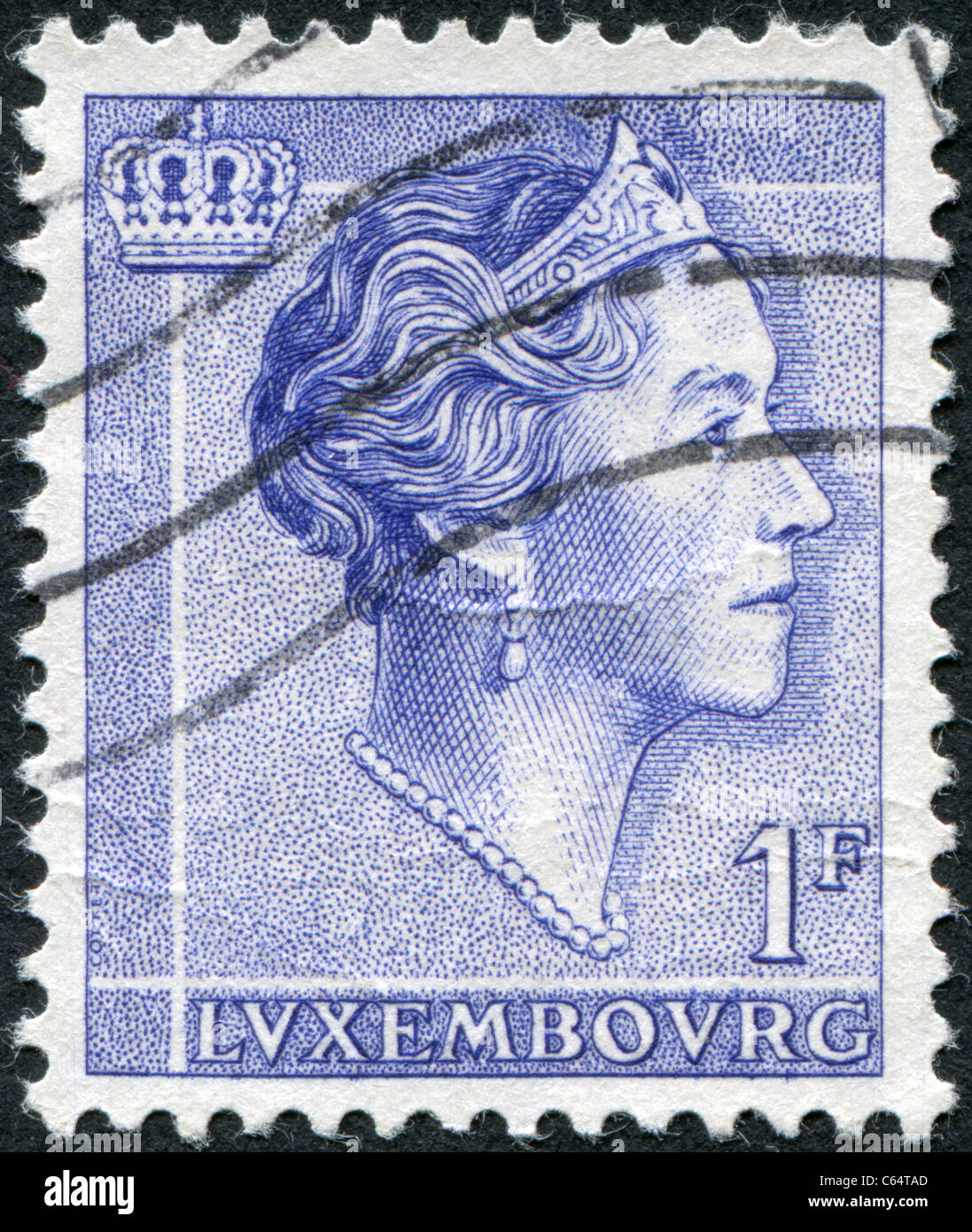 LUXEMBOURG - 1960 : timbre imprimé à Luxembourg, indique Charlotte, grande-duchesse de Luxembourg Banque D'Images