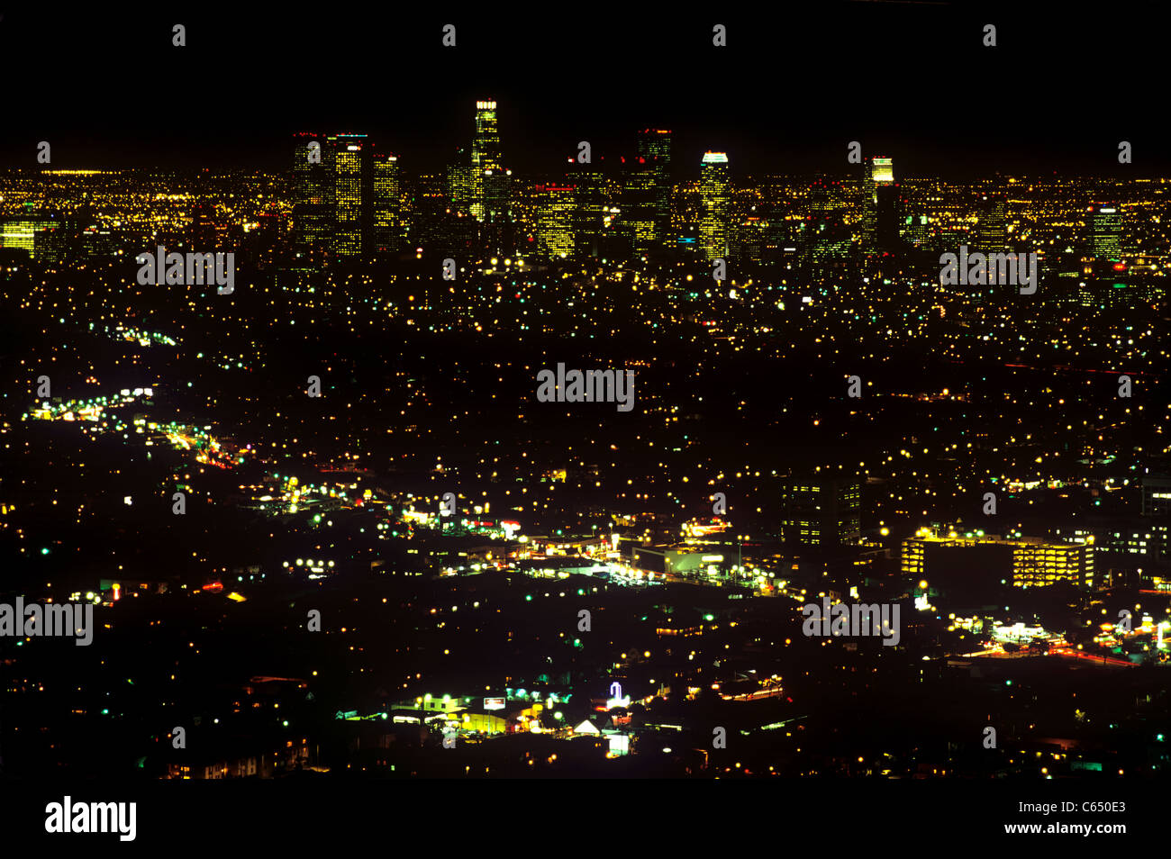 Downtown Los Angeles skyline at night Banque D'Images