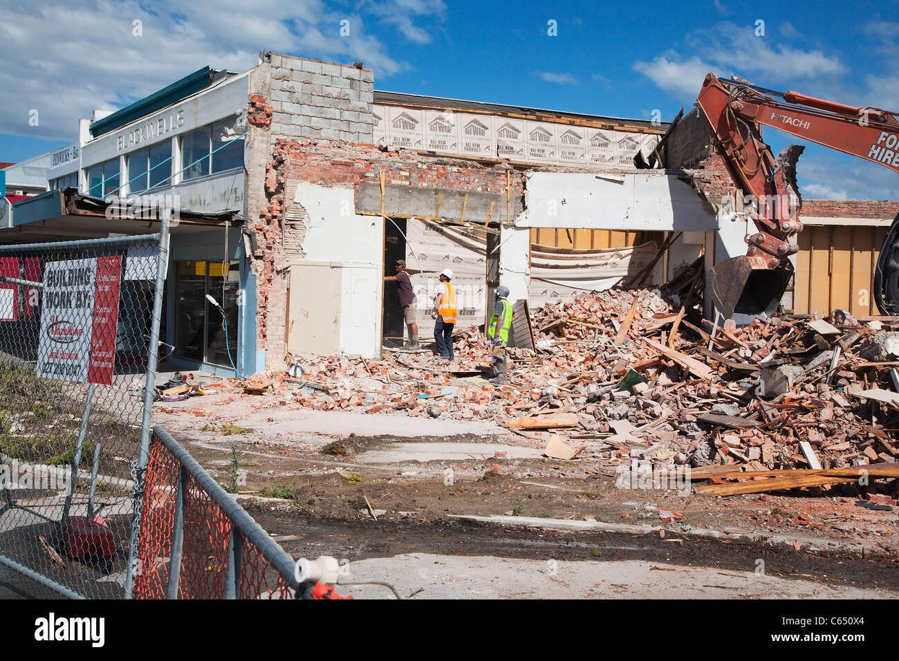 L'inspection des immeubles endommagés par les travailleurs à la suite du tremblement de terre à Christchurch, Nouvelle-Zélande le 20 Jan 2011 22 Banque D'Images