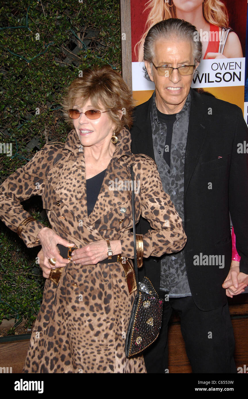 Jane Fonda, Richard Perry aux arrivées pour comment savez-vous que Premiere, Village & Bruin Theatres à Westwood, Los Angeles, CA, 13 décembre 2010. Photo par : Michael Germana/Everett Collection Banque D'Images