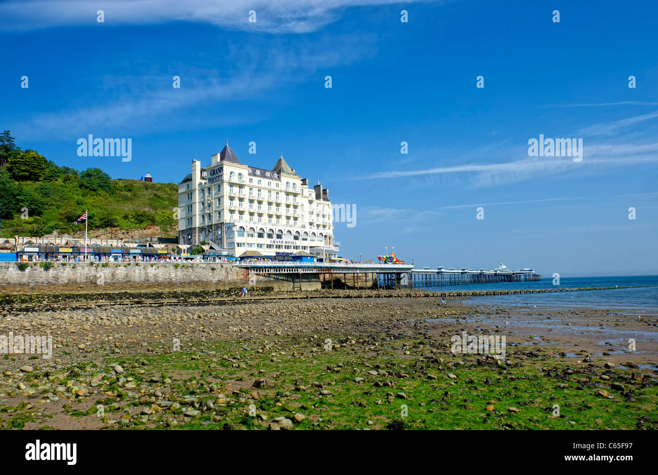 Jetée de Llandudno et le Grand Hôtel Banque D'Images