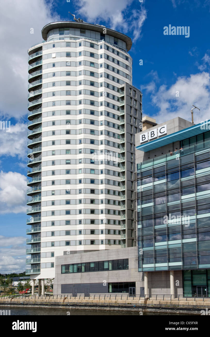 Les nouveaux studios de télévision de la BBC à MediaCity sur les Quais de Salford, Lancashire près de Manchester City Centre Banque D'Images