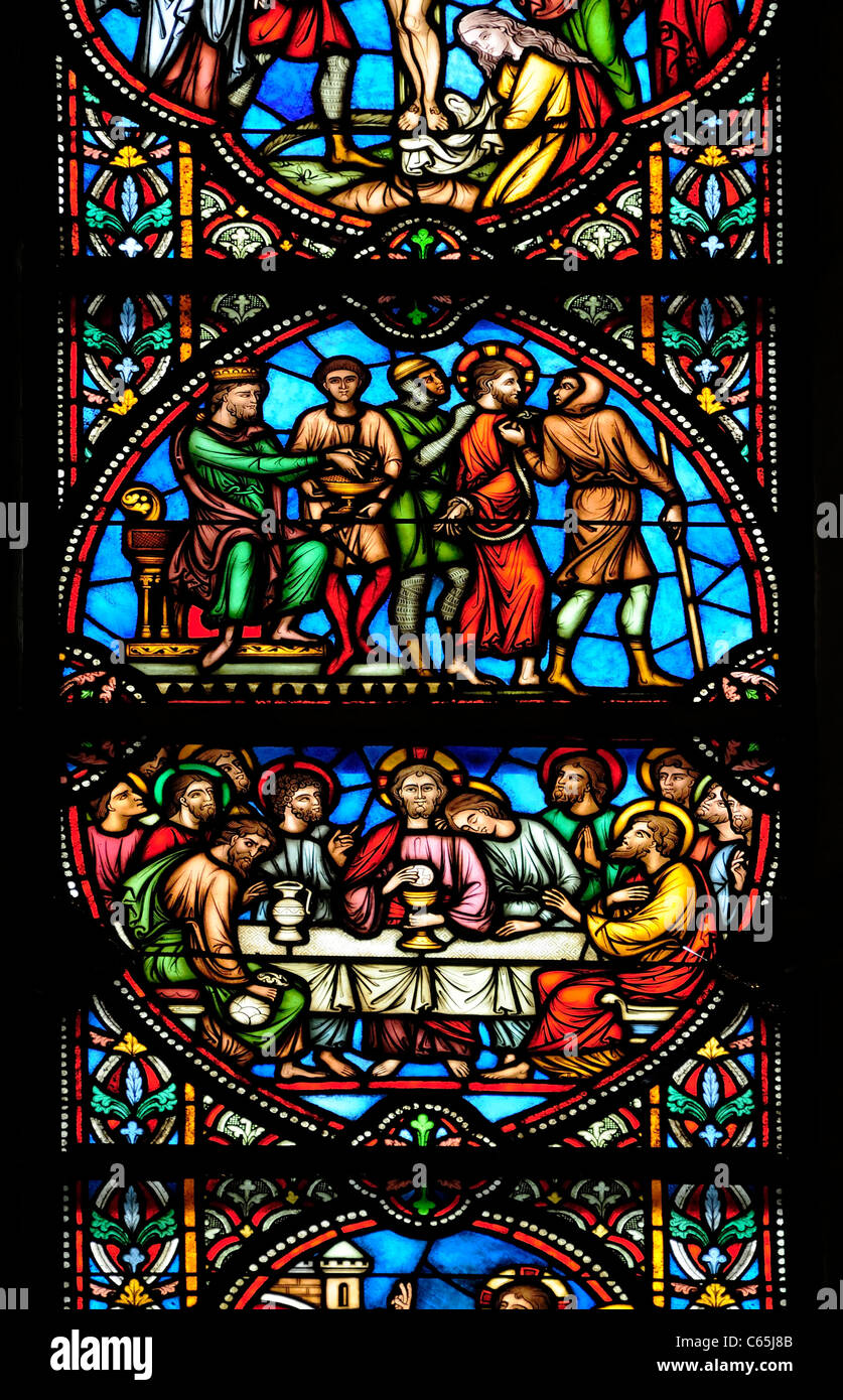 Bruxelles, Belgique. Cathédrale de St Michael. Vitrail. Pilate s'en lave les mains / Last Supper Banque D'Images