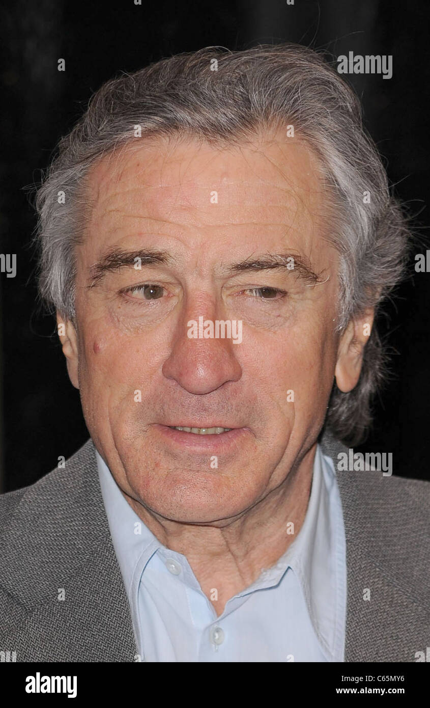 Robert De Niro aux arrivées pour peu FOCKERS Premiere, le Ziegfeld Theatre, New York, NY Le 15 décembre 2010. Photo par : Kristin Banque D'Images
