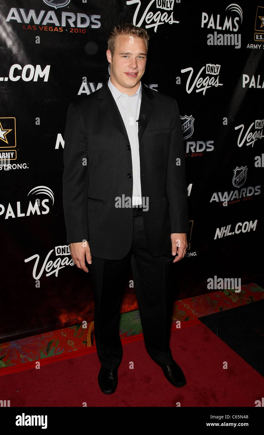 Dustin Brown présents POUR LA REMISE DES PRIX DE LA LNH 2010, le Pearl Theatre au Palms Hotel, Las Vegas, NV le 23 juin 2010. Photo par : MORA/Everett Collection Banque D'Images