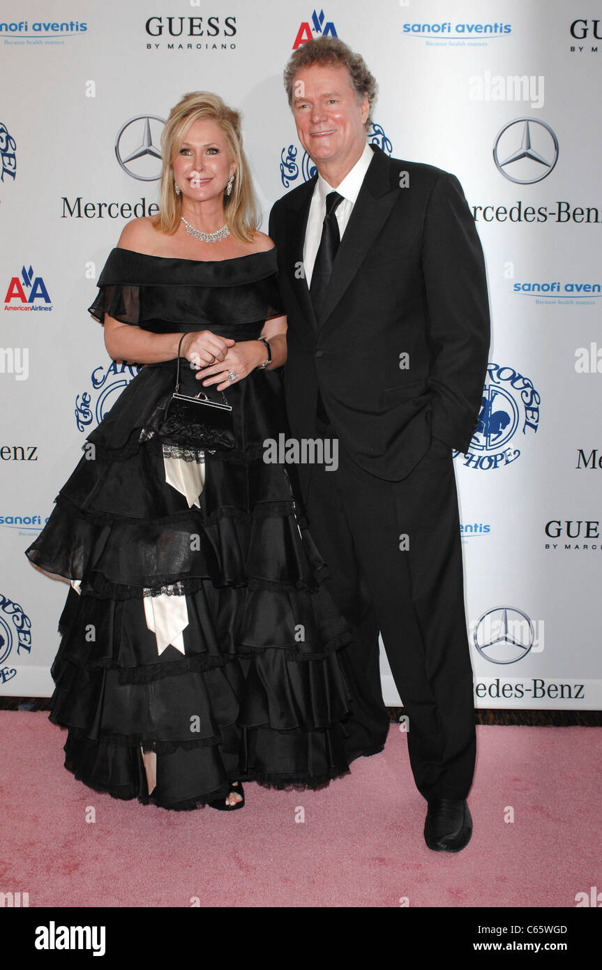 Kathy Hilton, Rick Hilton aux arrivées pour 32e anniversaire carousel of Hope Ball présenté par Mercedes-Benz, Beverly Hilton Hotel, Los Angeles, CA, 23 octobre 2010. Photo par : Elizabeth Goodenough/Everett Collection Banque D'Images