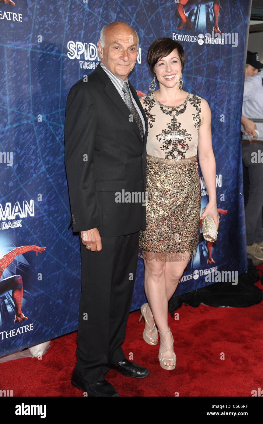 Michael Davis, Paige Davis présents pour Spider-Man : Turn Off The Dark à Broadway de la soirée d'ouverture, le Foxwoods Theater, nouveau Banque D'Images