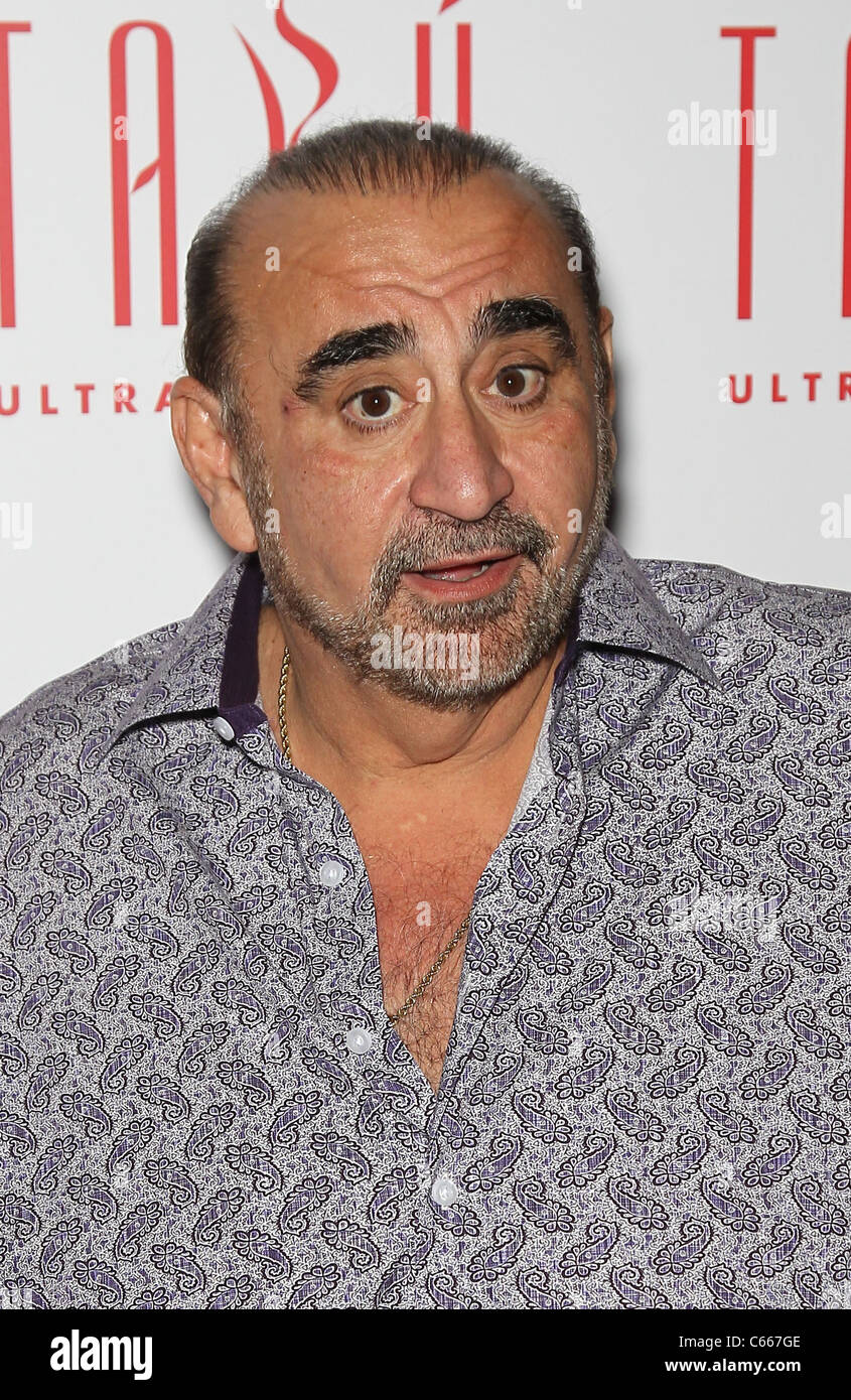 Ken Davitian présente à l'Amber Lancaster anniversaire bash à Tabu Lounge Ultra, Ultra Tabu Lounge at MGM Grand, Las Vegas, NV le 18 septembre 2010. Photo par : MORA/Everett Collection Banque D'Images
