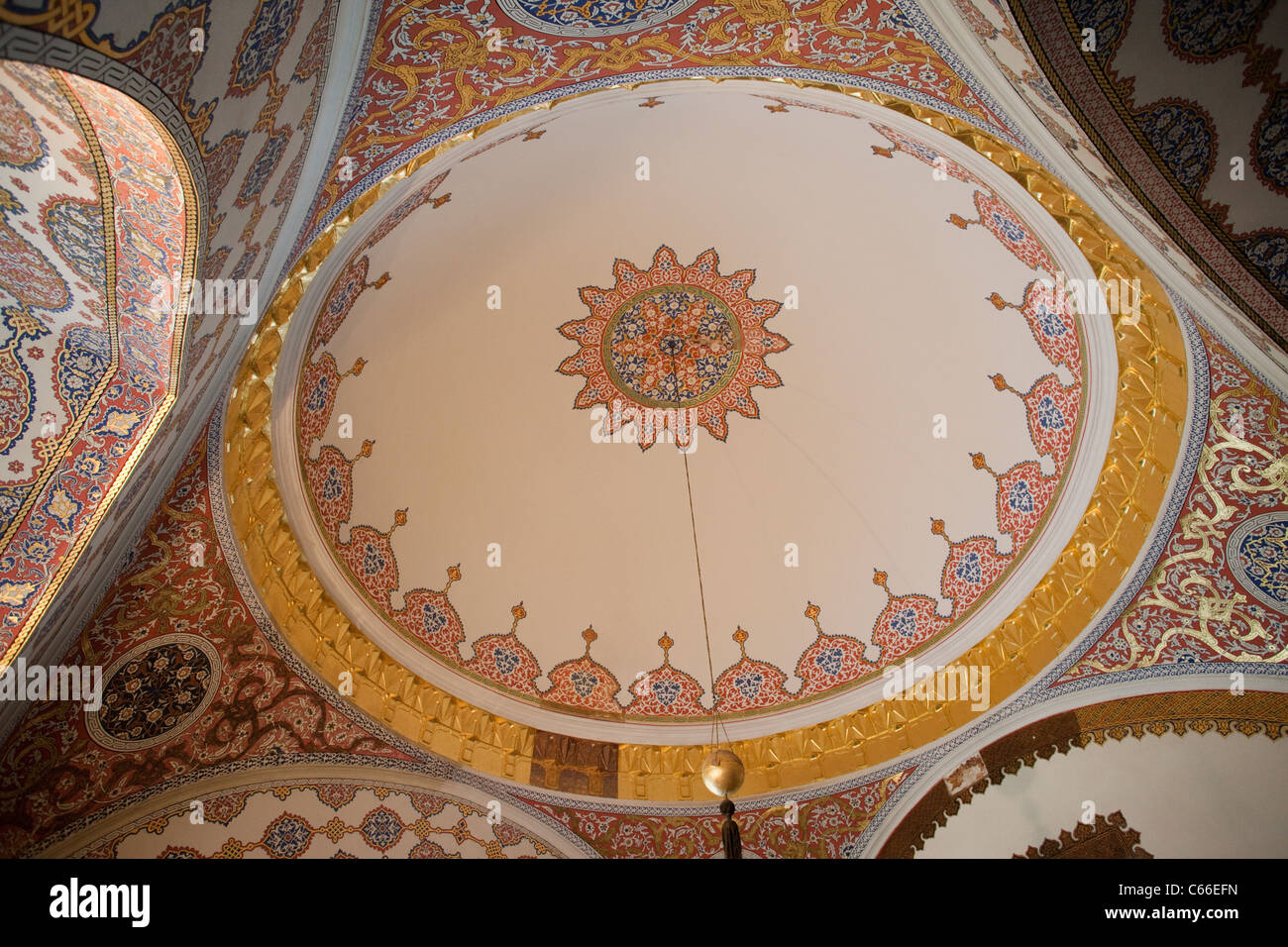 La Turquie, Istanbul, Topkapi Palace Museum, de l'intérieur du dôme de la salle de l'Impérial Banque D'Images