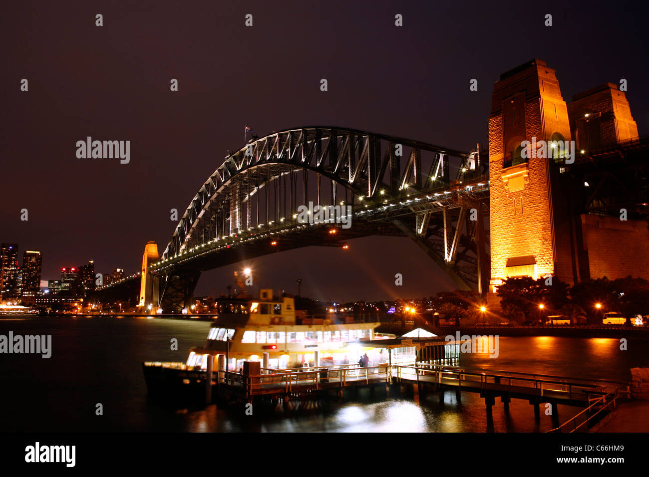 Un traversier à Jeffereys Street, Milsons Point, Sydney, Australie Banque D'Images