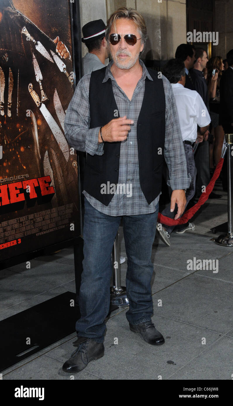 Don Johnson aux arrivées de machette Premiere, Orpheum Theatre, Los Angeles, CA 25 août 2010. Photo par : Dee Cercone/Everett Collection Banque D'Images