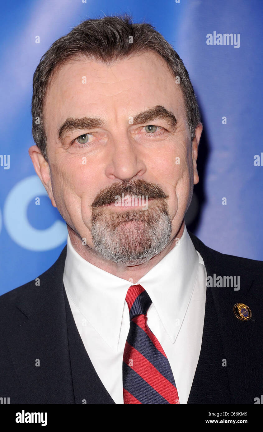 Tom Selleck aux arrivées pour CBS Upfront Présentation pour l'automne 2011, la tente au Lincoln Center, New York, NY Le 18 mai 2011. Photo par : Kristin Callahan/Everett Collection Banque D'Images