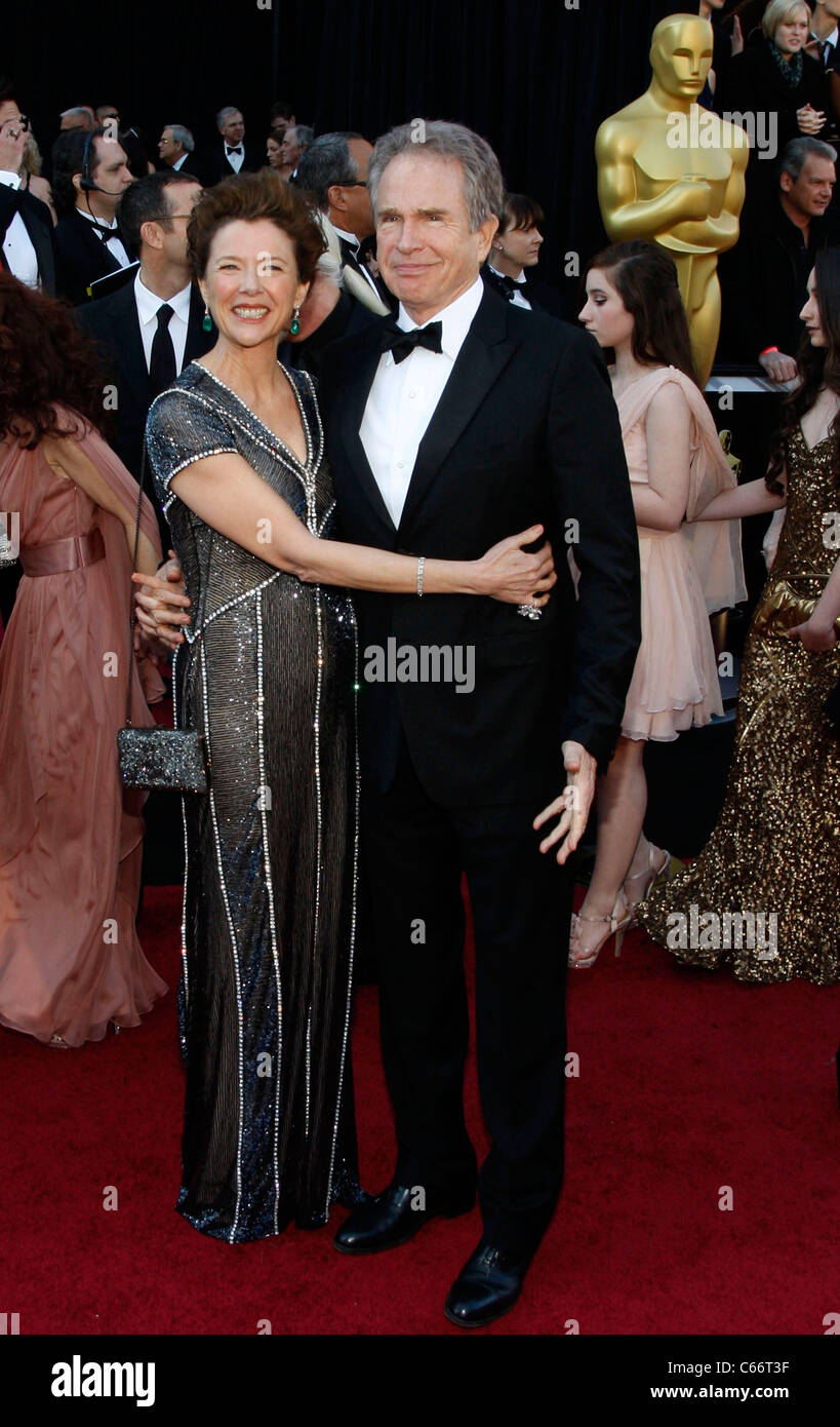 Annette Bening pour des arrivées à la 83e Prix de l'Académie des Oscars - Partie 1 des arrivées, le Kodak Theatre, Los Angeles, CA le 27 février 2011. Photo par : Jef Hernandez/Everett Collection Banque D'Images