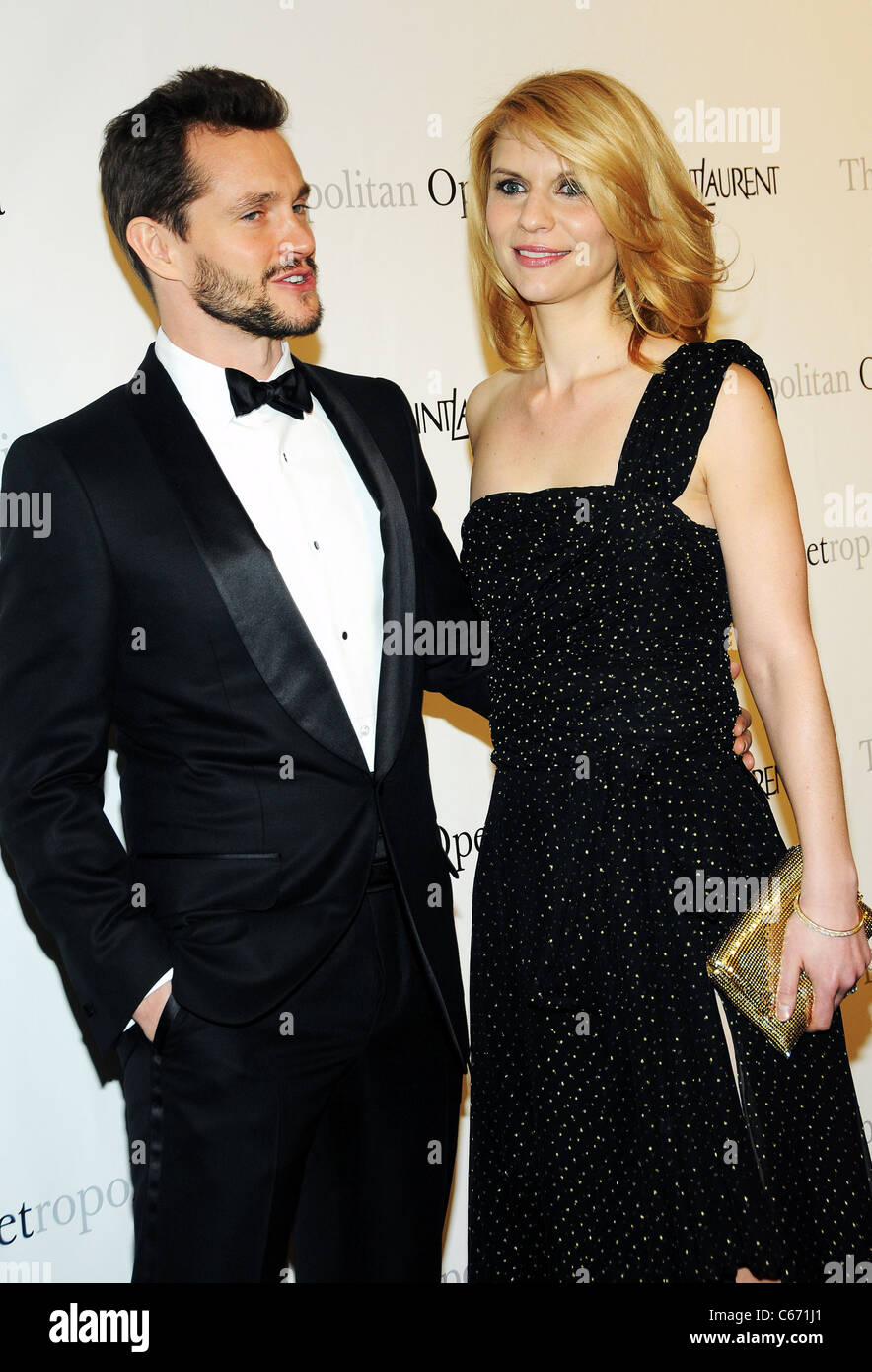 Hugh Dancy, Claire Danes au niveau des arrivées pour le Metropolitan Opera Premiere de LE COMTE ORY, Lincoln Center, New York, NY, le 24 mars 2011. Photo par : Desiree Navarro/Everett Collection Banque D'Images