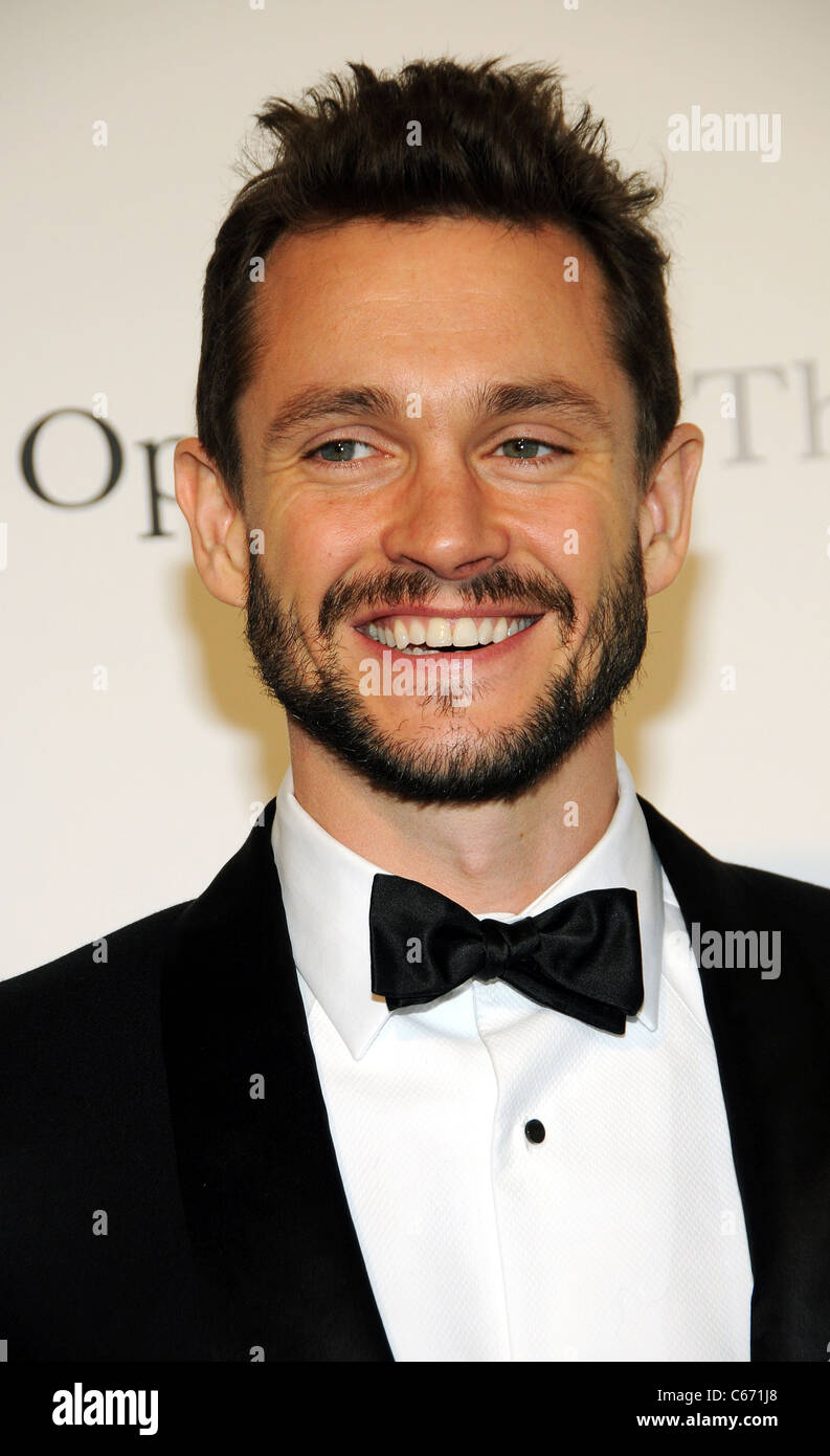 Hugh Dancy aux arrivées pour le Metropolitan Opera Premiere de LE COMTE ORY, Lincoln Center, New York, NY, le 24 mars 2011. Photo par : Desiree Navarro/Everett Collection Banque D'Images