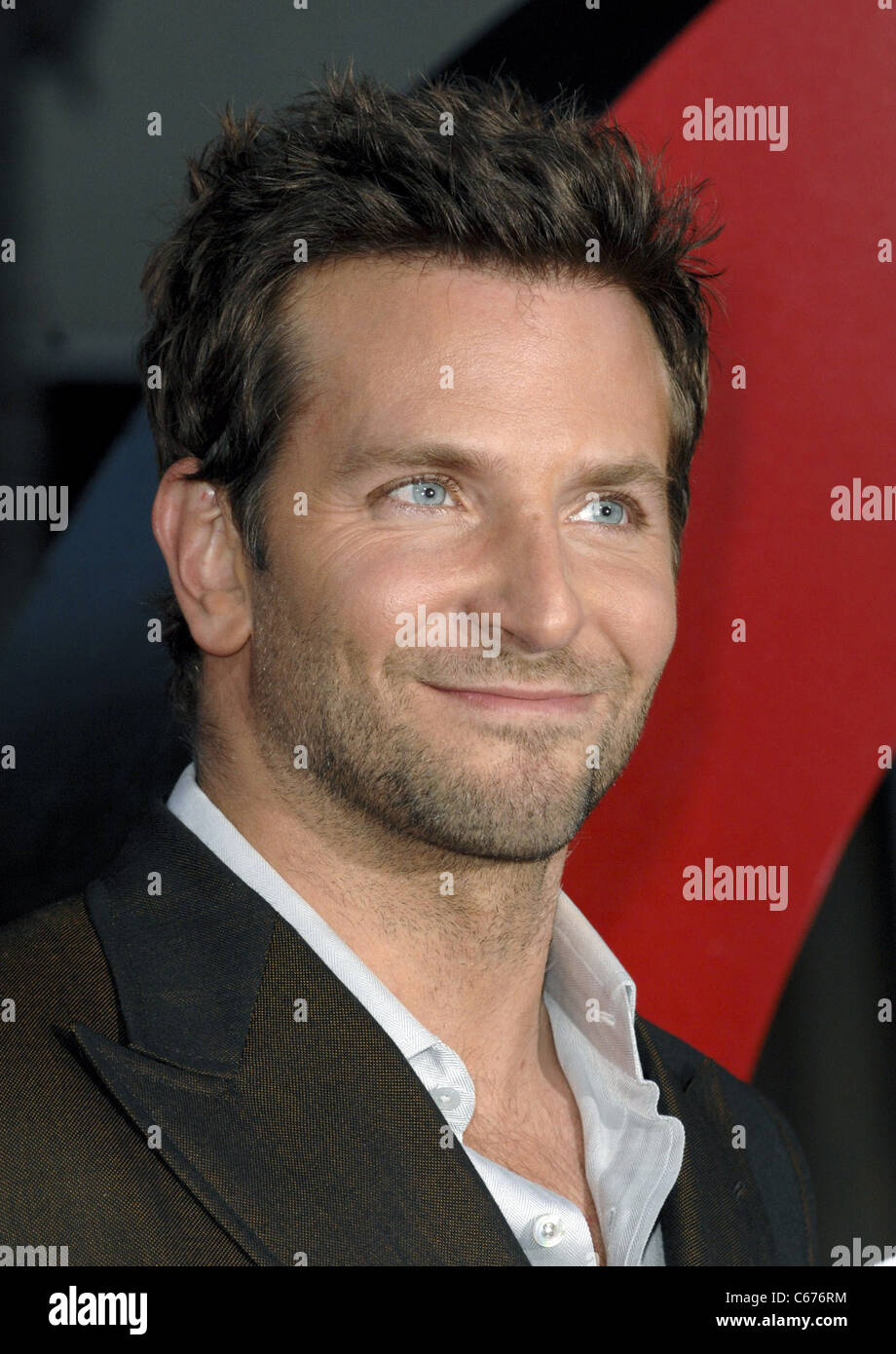 Bradley Cooper au arrivés pour la gueule de la partie 2 Premiere, le Grauman's Chinese Theatre, Los Angeles, CA, 19 mai 2011. Photo par : Banque D'Images