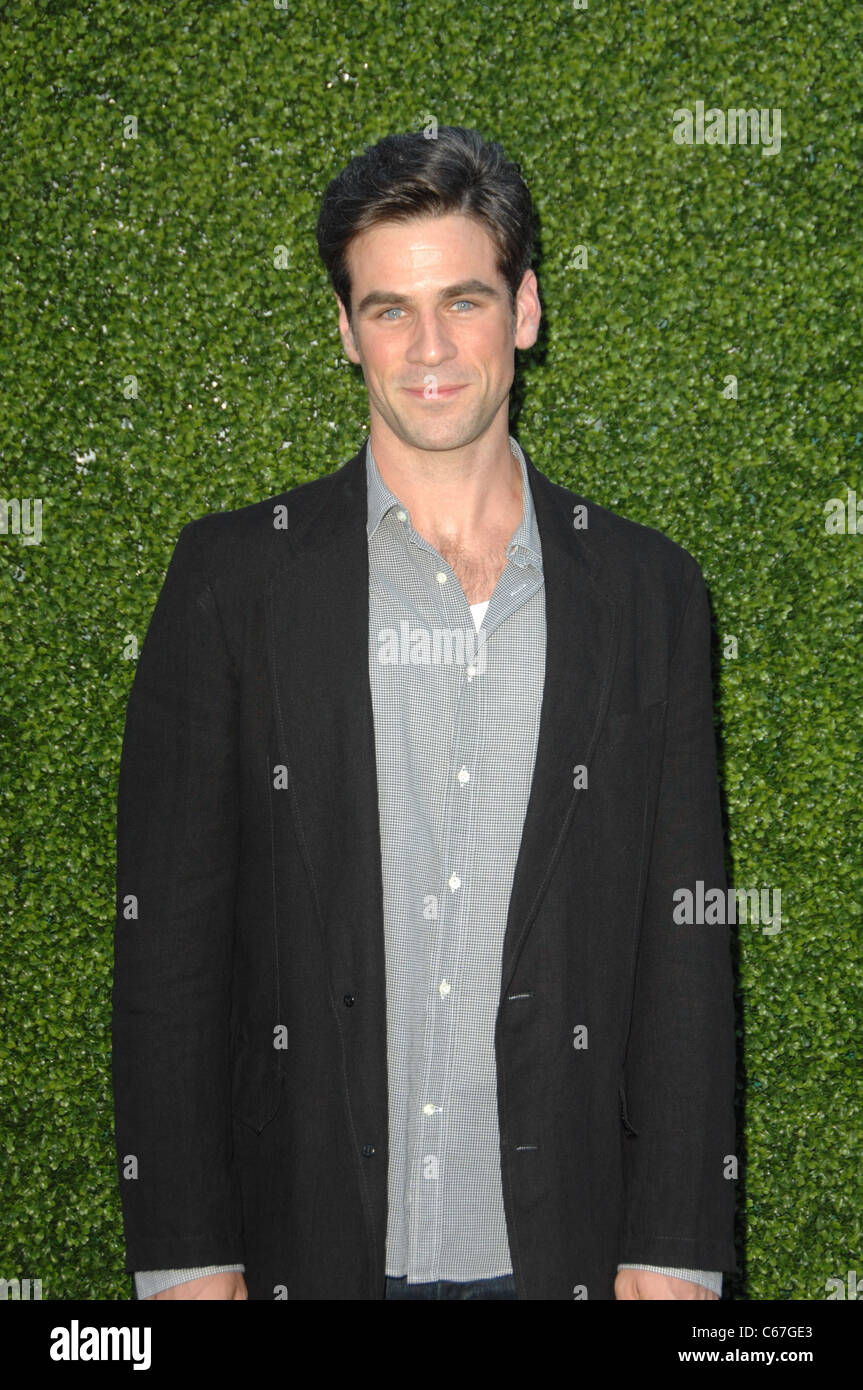 Eddie Cahill au niveau des arrivées pour CBS, The CW et Showtime TCA Summer Press Tour Party, Beverly Hilton Hotel, Los Angeles, CA Banque D'Images