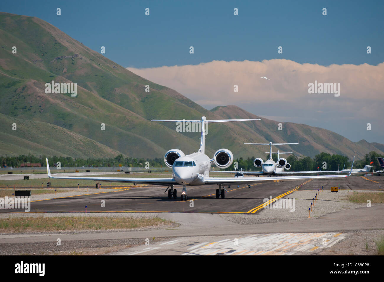 En attente pour le décollage des avions à Sun Valley Idaho Banque D'Images