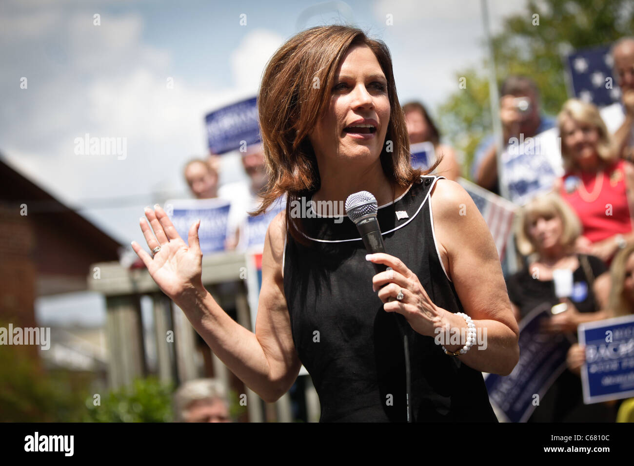 Le candidat présidentiel républicain campagnes Michelle Bachmann le 18 août 2011 à Columbia, en Caroline du Sud. Banque D'Images