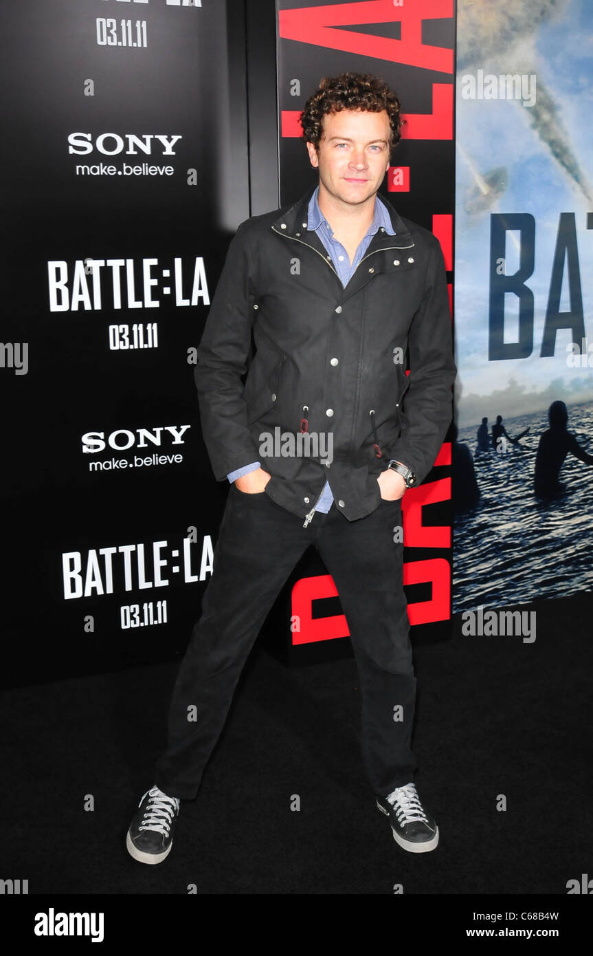 Danny Masterson aux arrivées de Battle : LOS ANGELES Premiere, Regency Village Theatre, Los Angeles, CA 8 mars 2011. Photo par : Banque D'Images