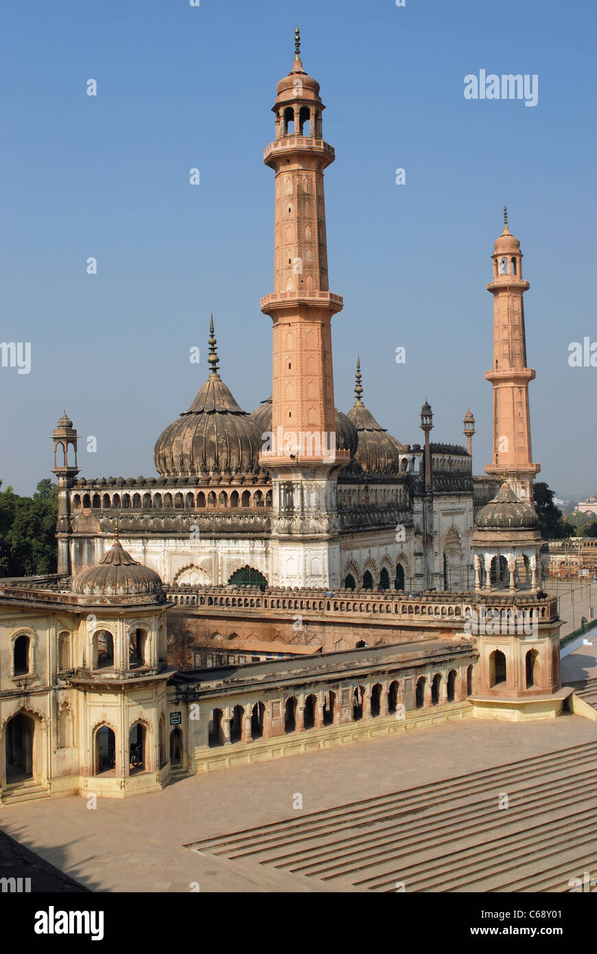 Mosquée Asfi Masjid ou mosquée Asfi à Bara Imambara, Lucknow, Uttar Pradesh, Inde Banque D'Images
