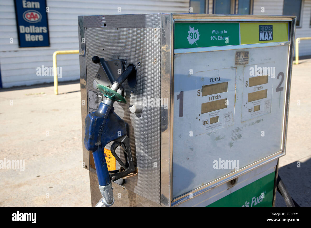 Husky Energy 10 % d'éthanol, gaz à la pompe à essence station saskatchewan canada Banque D'Images