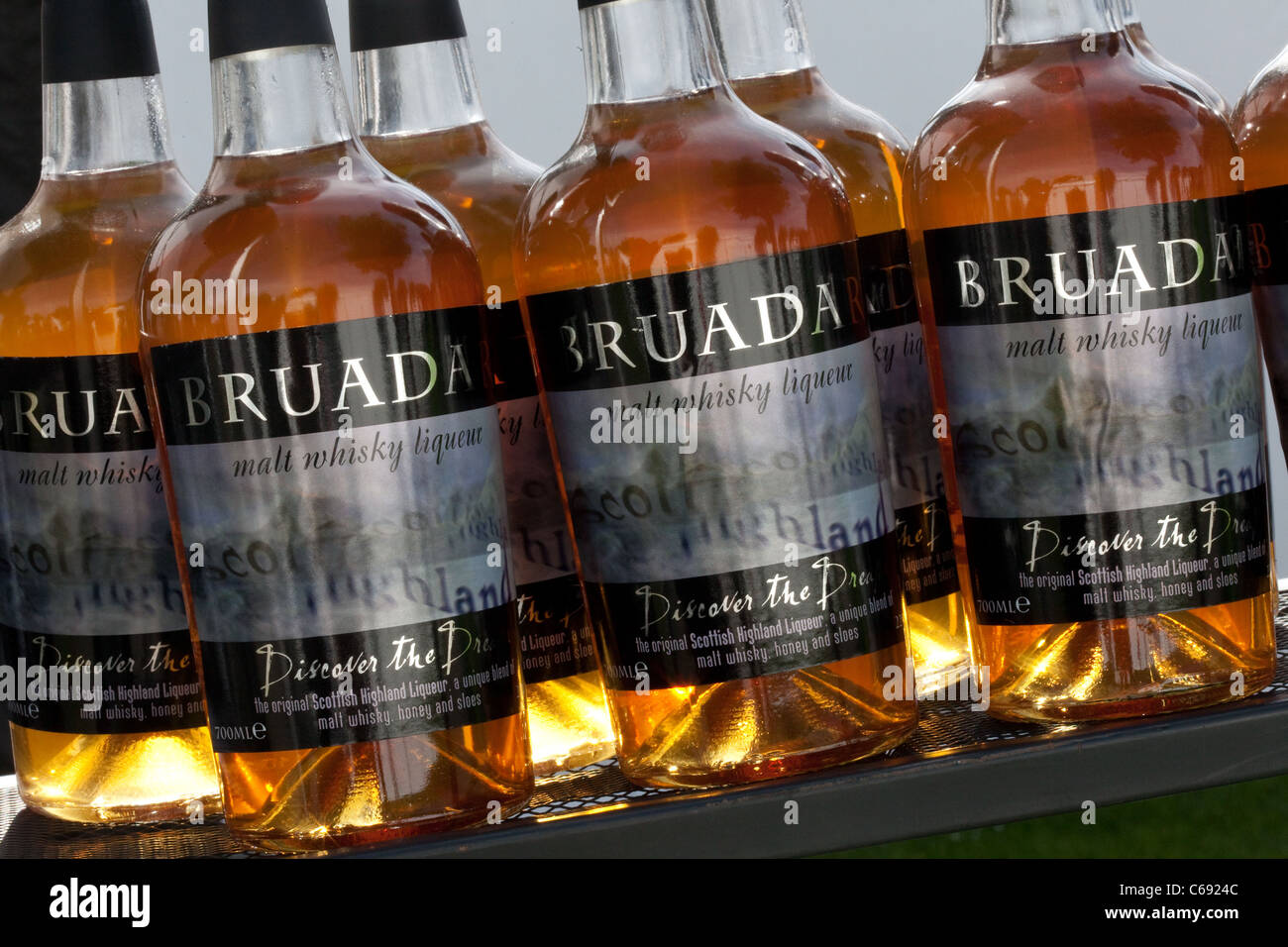 Whisky Bruadar liquer à vendre à la 28e Exposition florale de Southport Showground Victoria Park, Southport, Merseyside, Royaume-Uni 2011 Banque D'Images