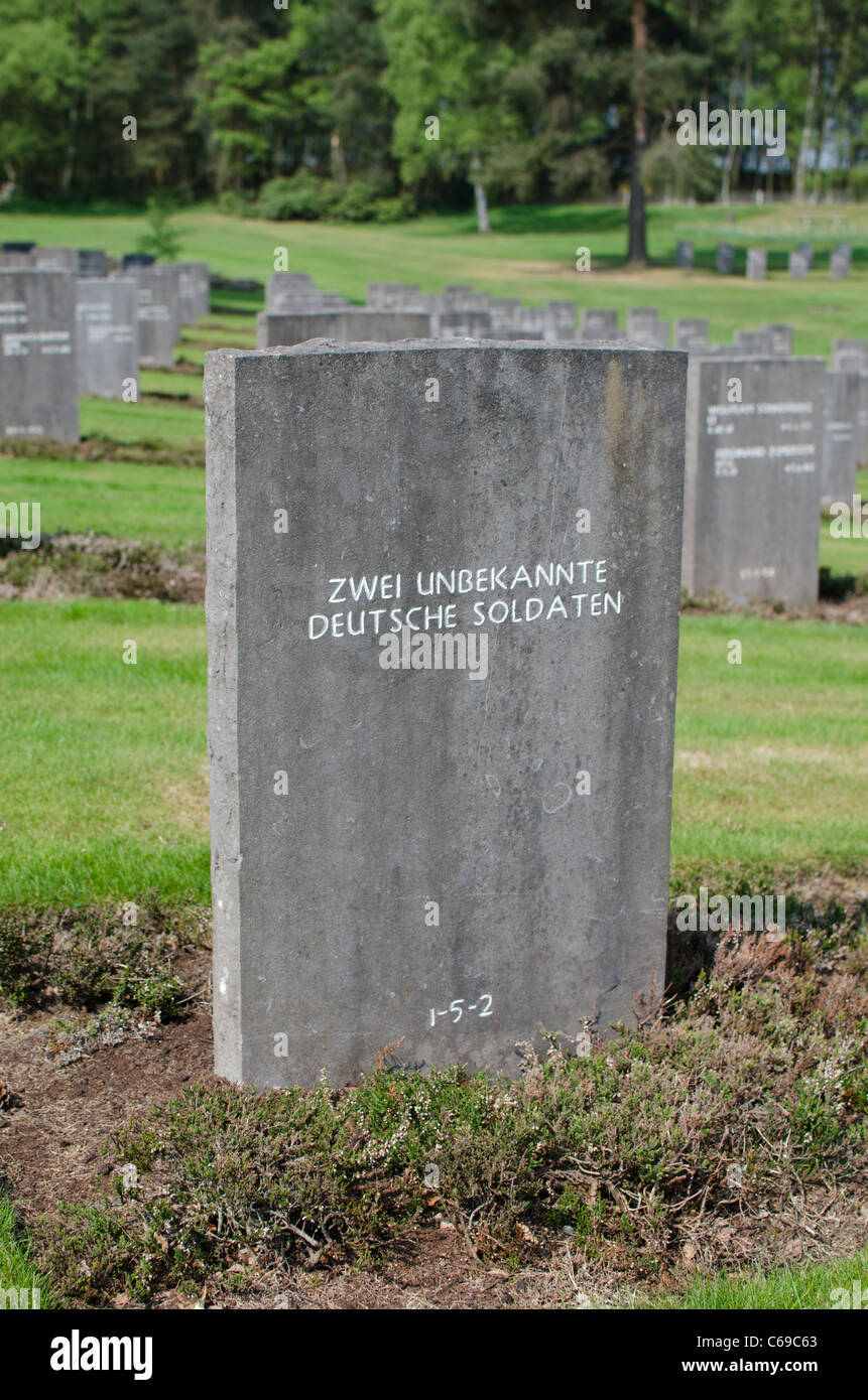 Pour une pierre tombale du Soldat inconnu au cimetière militaire allemand, Cannock Chase, Staffordshire, England, UK Banque D'Images