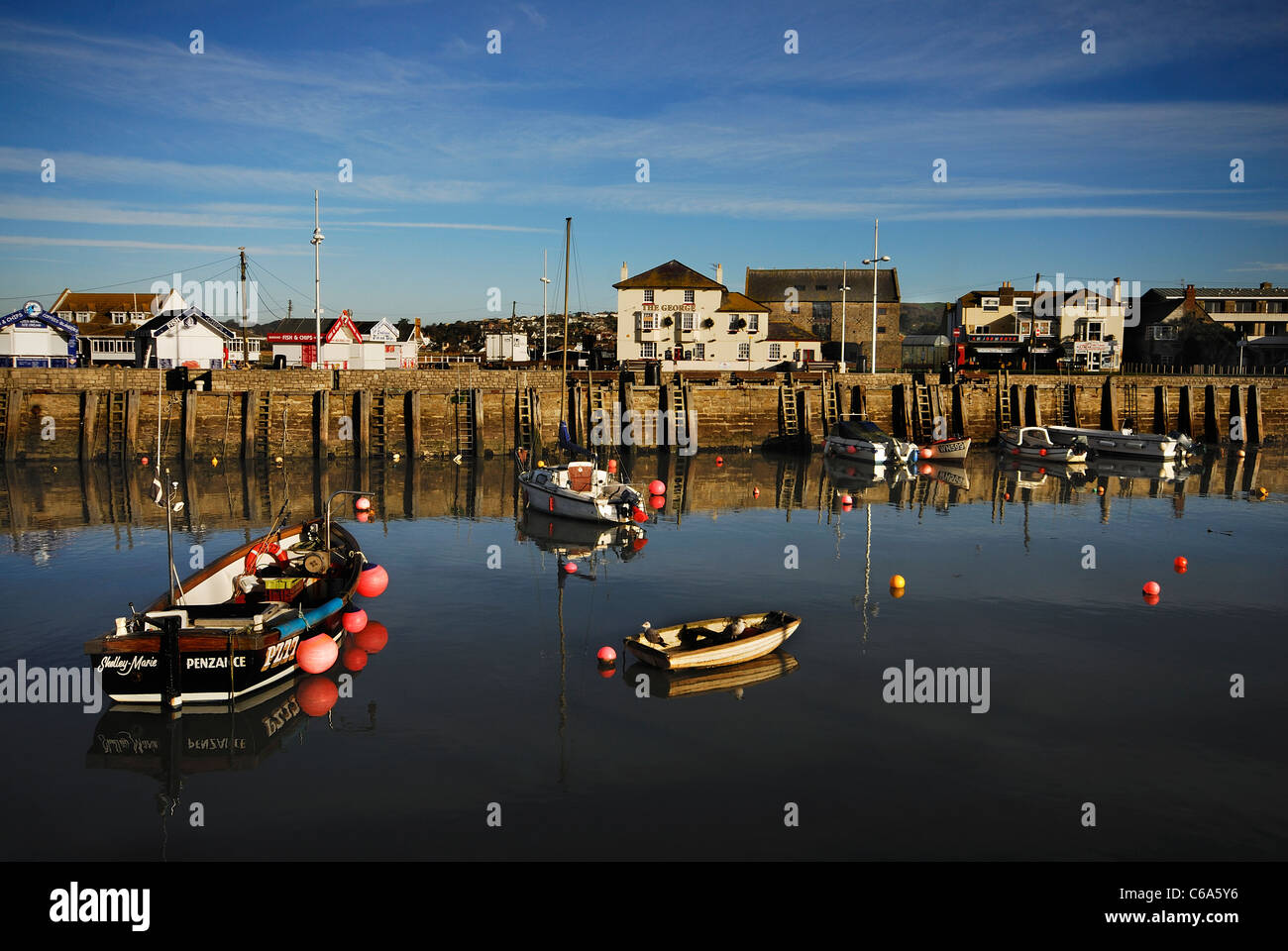 Vue de West Bay port près de Bridport Dorset UK Banque D'Images