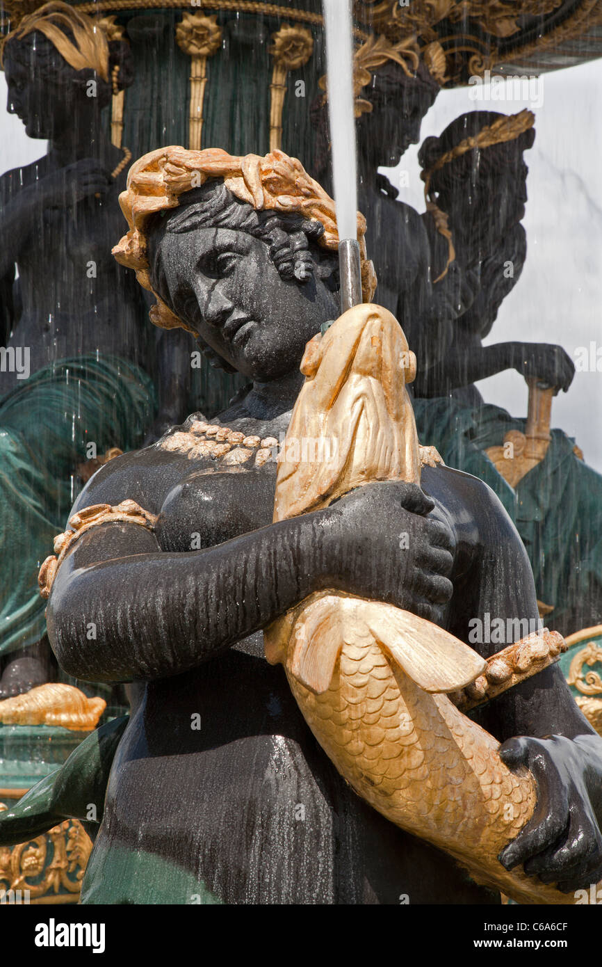 Paris - détail de fontaine de la Place de la Concorde Banque D'Images